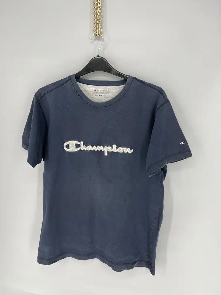 Champion Champion Vintage T-Shirt Y2K Size US L / EU 52-54 / 3 - 3 Thumbnail