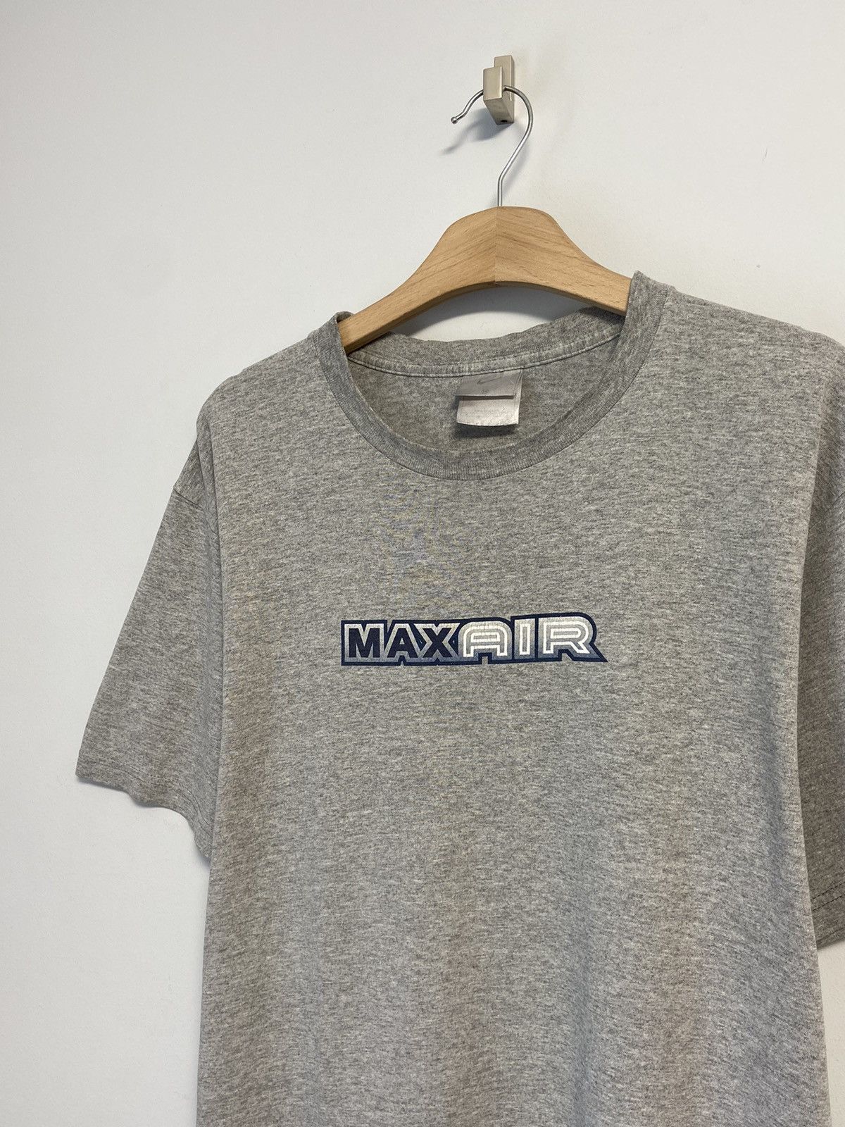 Vintage Nike Max Air Vintage 90’s big logo shirt y2k style Size US M / EU 48-50 / 2 - 8 Thumbnail