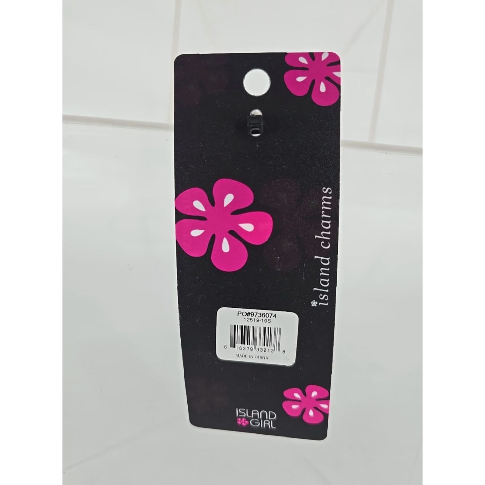 ALOHAS Aloha NWT Keychain Shirt Island Girl Island Charms Aloha I Love Hawaii Hibiscus Multicolor 3.5 in Monogram J Keychain Colorful Size ONE SIZE - 2 Thumbnail