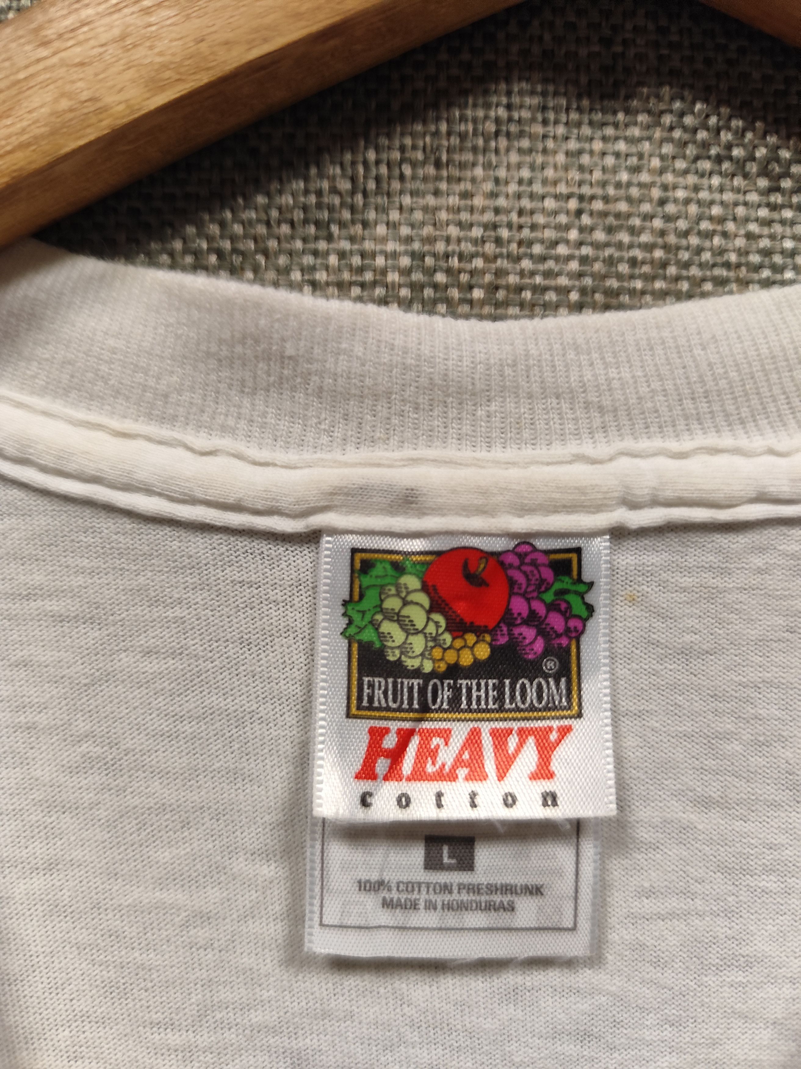 Fruit Of The Loom Vintage t shirt pocari sweat Size US M / EU 48-50 / 2 - 4 Thumbnail