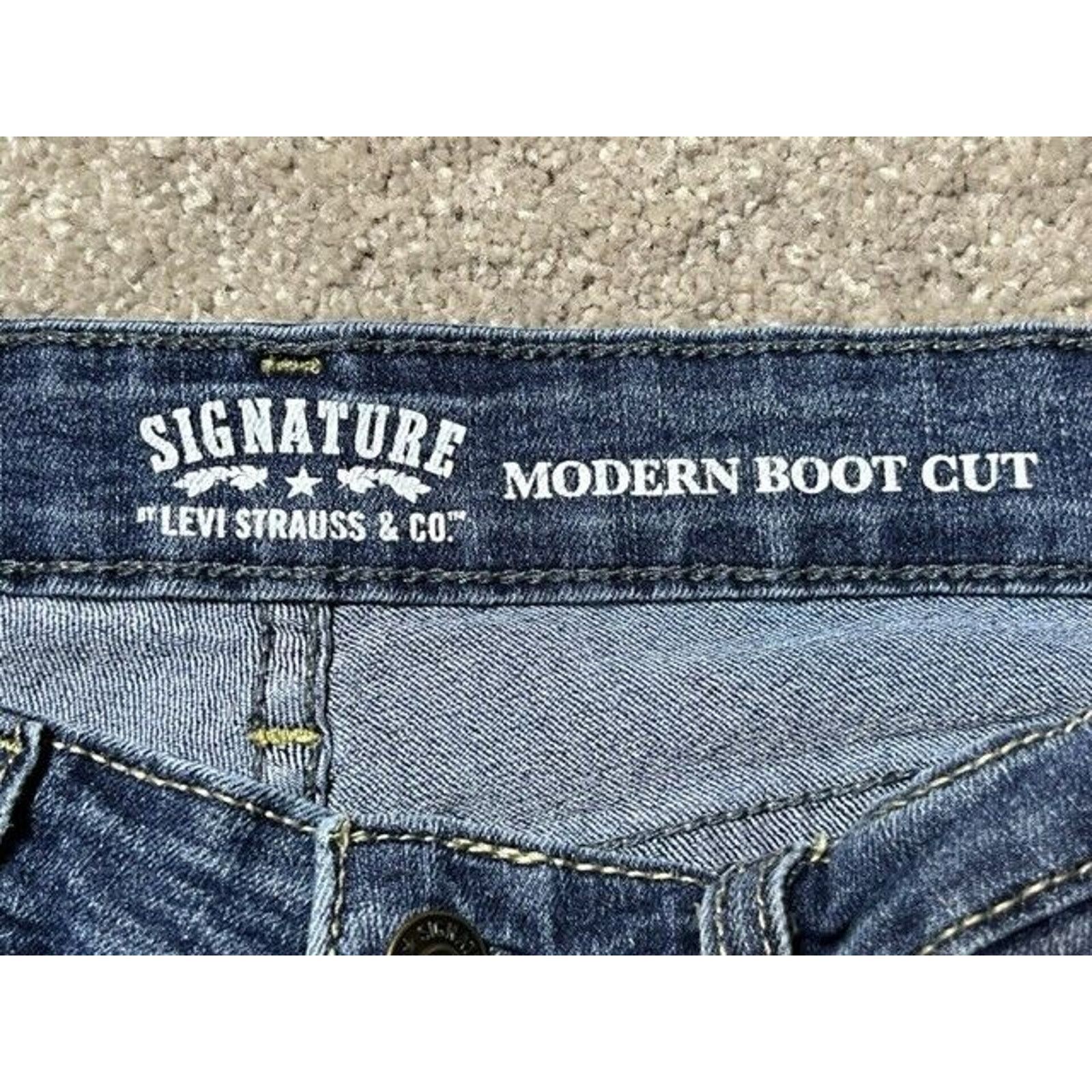 Levi's Levi's Signature Modern Boot Cut Jeans Womens 8M Denim Blue Size 30" / US 8 / IT 44 - 7 Thumbnail
