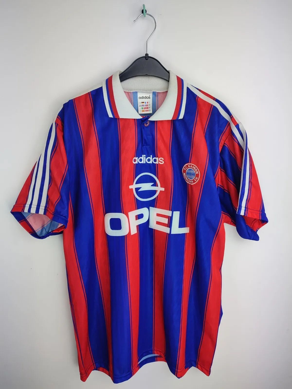 Adidas 1995/97 FC Bayern Munich Munchen #18 KLINSMANN signature Size US L / EU 52-54 / 3 - 1 Thumbnail