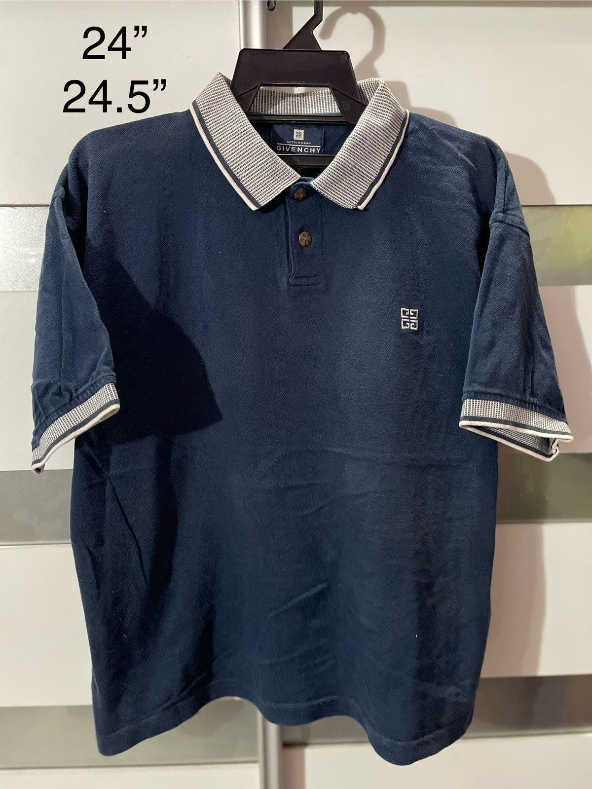 Vintage Vintage Givenchy Active Wear 90s polo ringer classic button Size US L / EU 52-54 / 3 - 2 Thumbnail