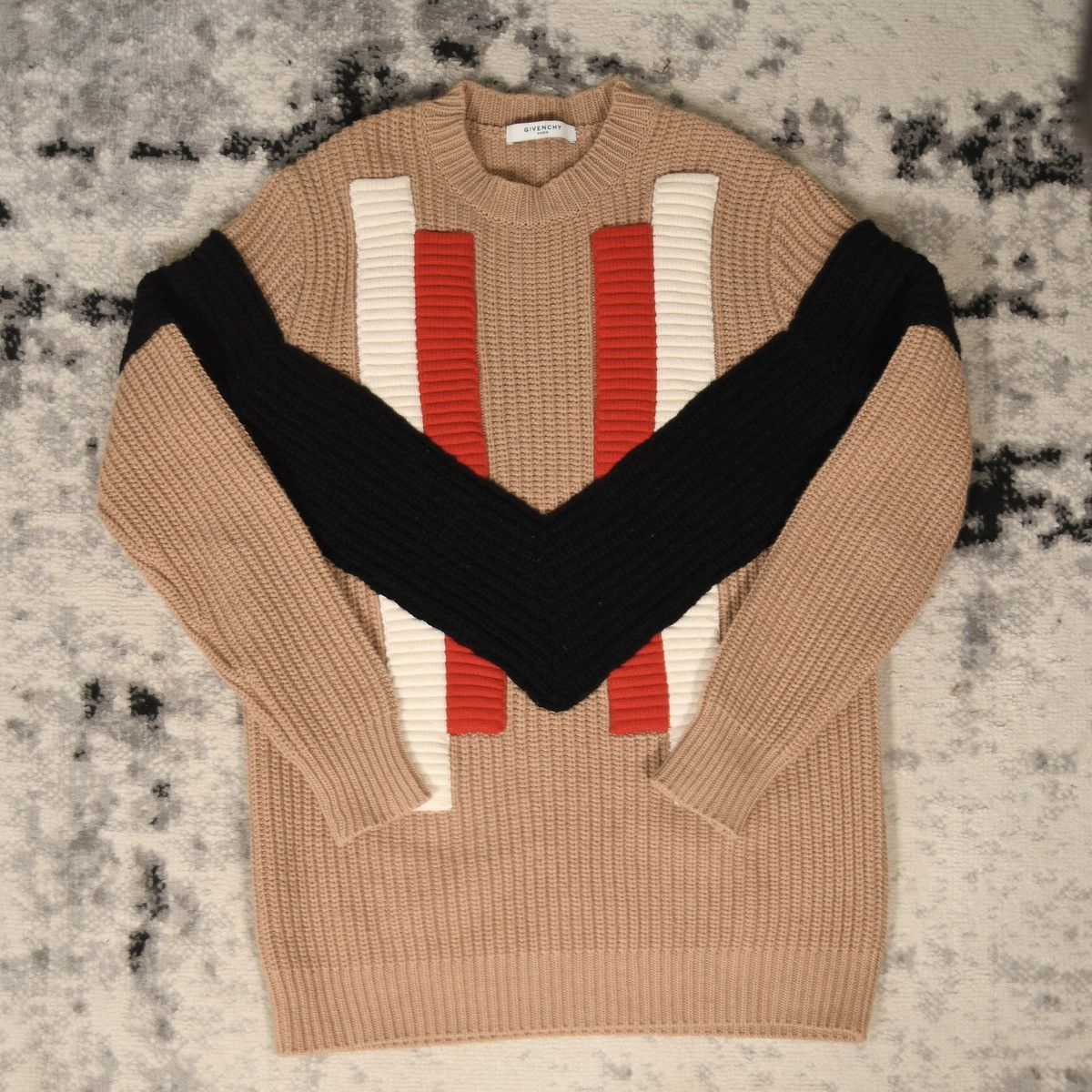 Givenchy Givenchy V-Detail Cashmere Sweater Size US XS / EU 42 / 0 - 3 Thumbnail