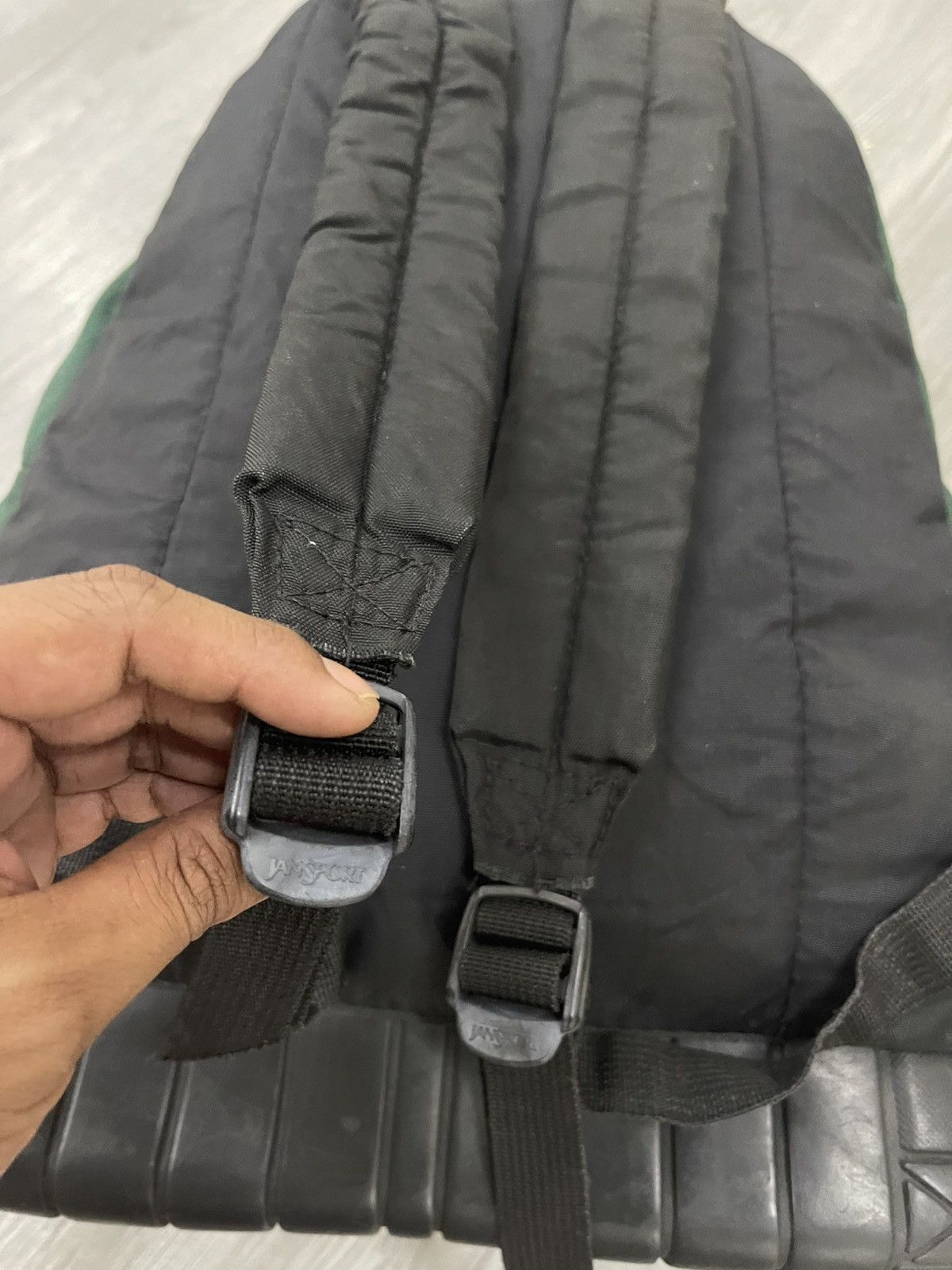 Jansport Last drop⚡️90s Jansport Rubber Base Bagpack Size ONE SIZE - 12 Thumbnail