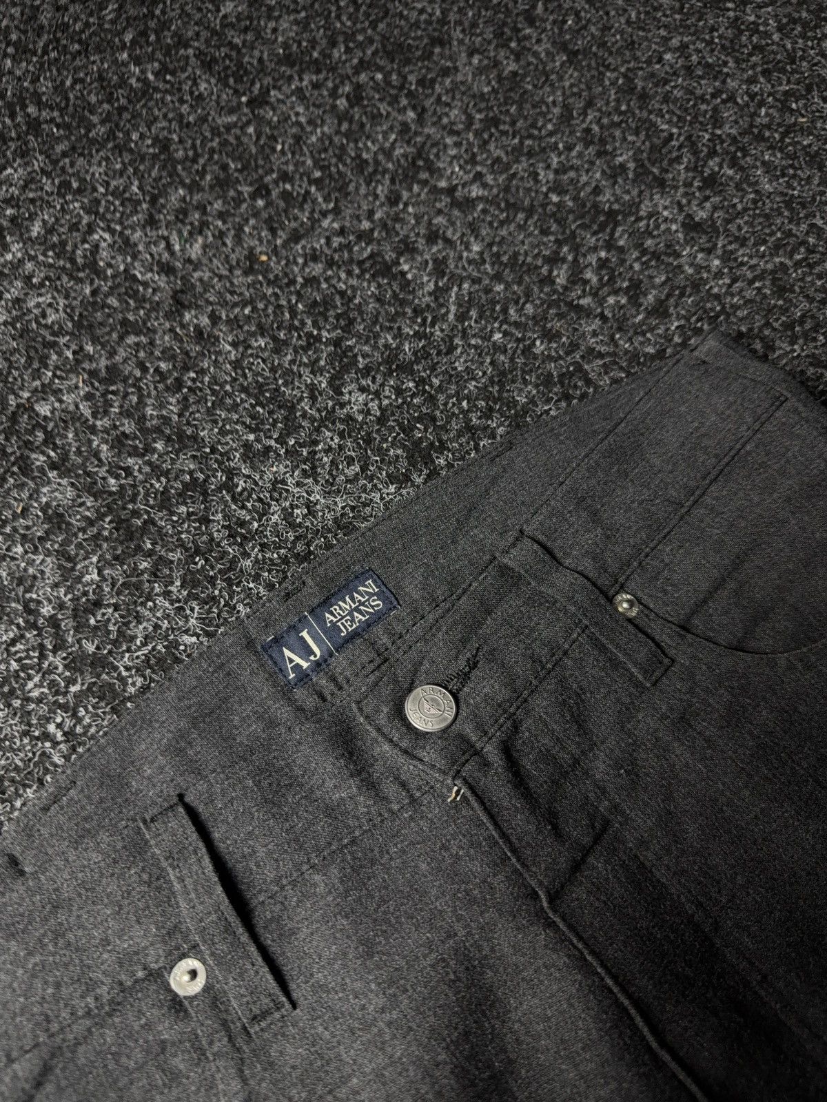 Armani Luxury 00s Armani Jeans Comfort Fit Grey Wool Blend Pants Size US 32 / EU 48 - 7 Thumbnail