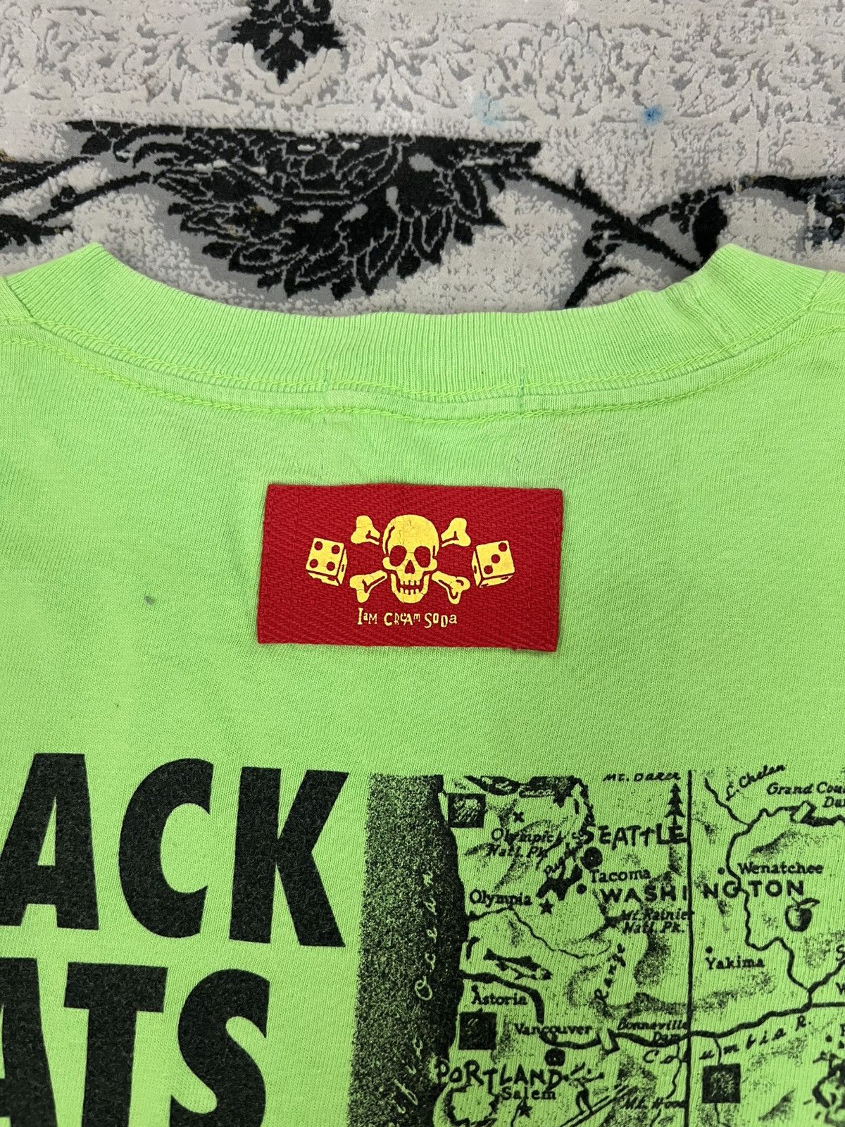 Other Cream Soda Black Cats USA Tour 1982 Neon Green T-Shirt Size US M / EU 48-50 / 2 - 6 Thumbnail