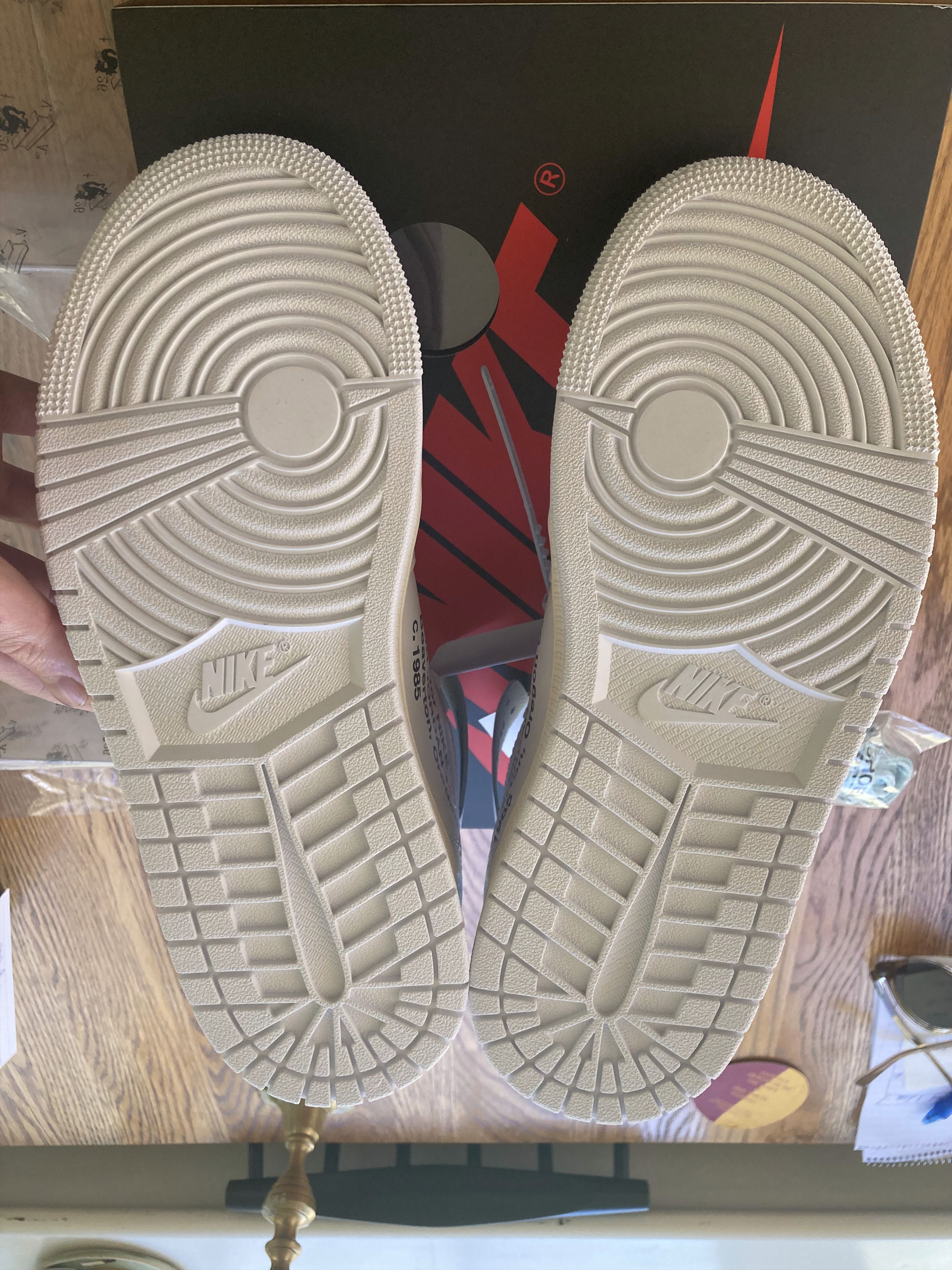 Jordan Brand × Off-White AIR JORDAN 1 HIGH OG X V.A.A. Size US 7 / EU 40 - 5 Thumbnail