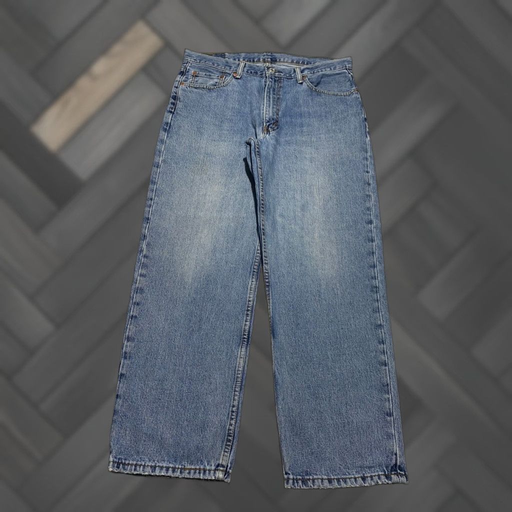 Levi's Levi's 550 Jeans Men Relaxed Fit Denim Light Wash W36 L30 Casual Everyday Pocket Closure Zip Button Size US 36 / EU 52 - 1 Thumbnail
