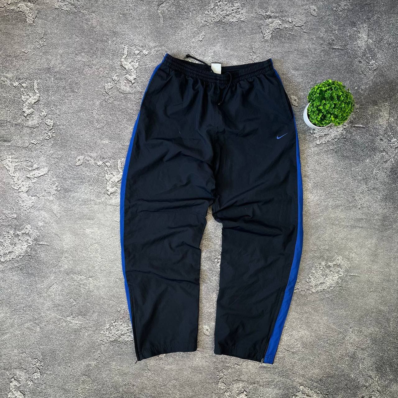 Nike Vintage y2k Nike Nylon Baggy Track Pants Size M Size US 33 - 1 Thumbnail