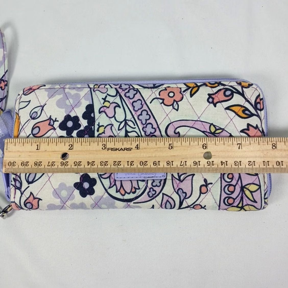 Vera Bradley Vera Bradley Wallet Wristlet Paisley Quilted Zip-Around Multicolor Women’s Small Wrist Strap Purple Lining Fabric Cotton Finish Wallet Size ONE SIZE - 4 Thumbnail