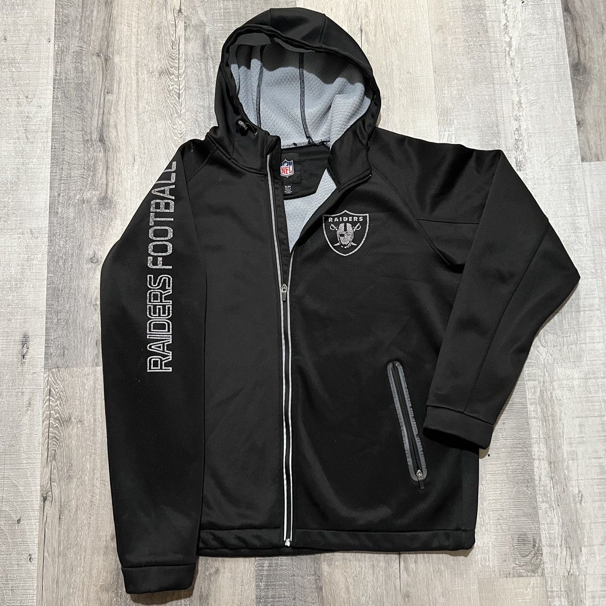 NFL NFL Raiders Black/Grey Full Zip Las Vegas Football Jacket Size US XL / EU 56 / 4 - 1 Thumbnail