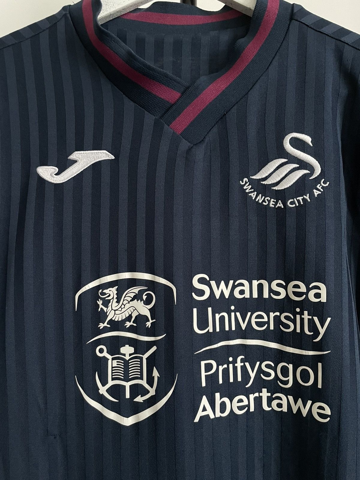 Joma Joma Swansea City Third Away 2020/2021 Football Shirt Jersey Size US M / EU 48-50 / 2 - 3 Thumbnail