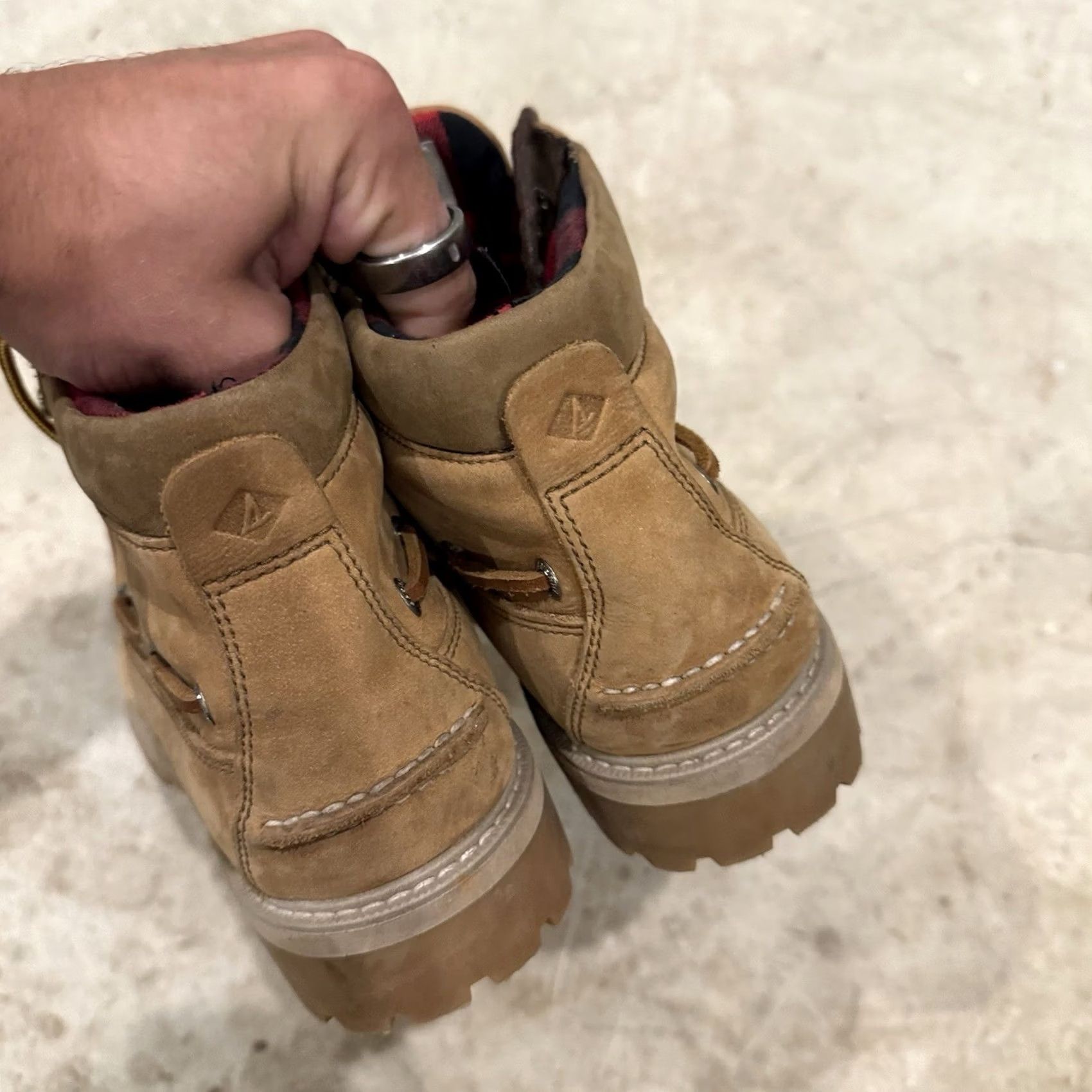 Sperry Sperry Top-Sider Mens Size 9 Original Natural Leather Lug Chukka Boots Men Beige Leather Lug Chukka 90s? Size US 8 / EU 41 - 6 Thumbnail