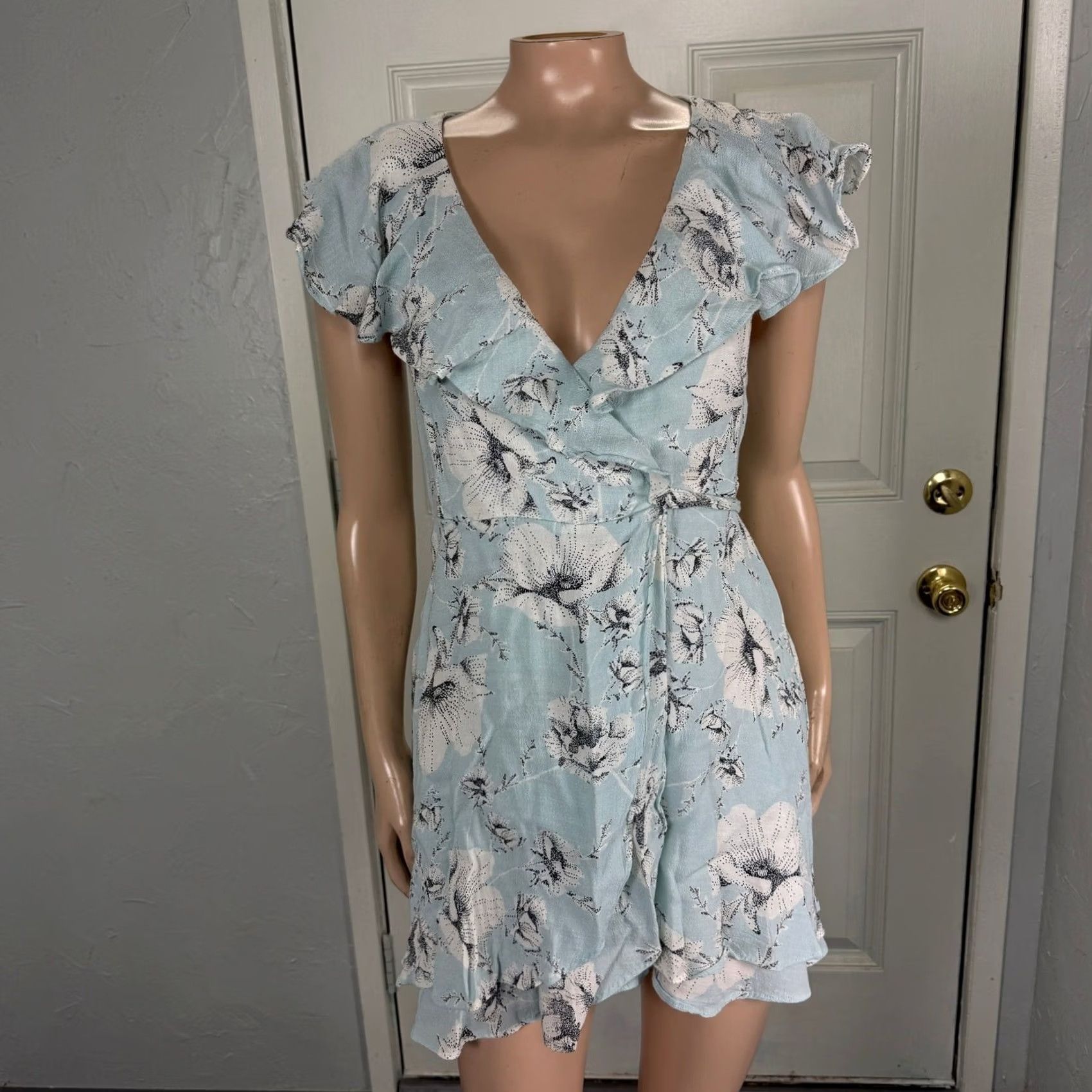 Free People Free People Womens Dress S French Quarter Wrap Floral Boho Tie A4-25 Size S / US 4 / IT 40 - 2 Thumbnail