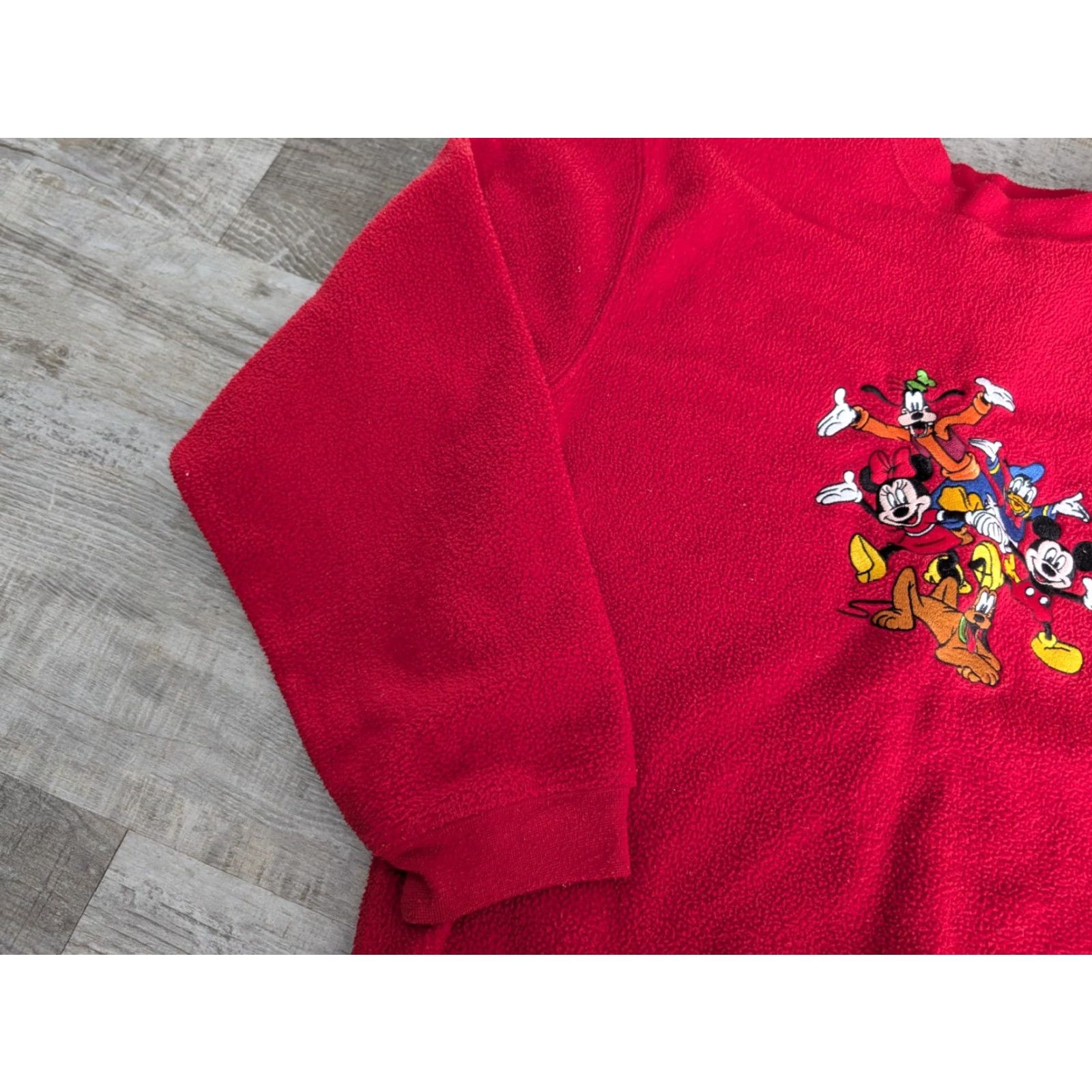 Disney VINTAGE Disney Sweatshirt Mickey Mouse Embroidered Fleece XL Red 90s Disney Store Unisex Adults Boy/Girl Shirts? Size US XL / EU 56 / 4 - 5 Thumbnail