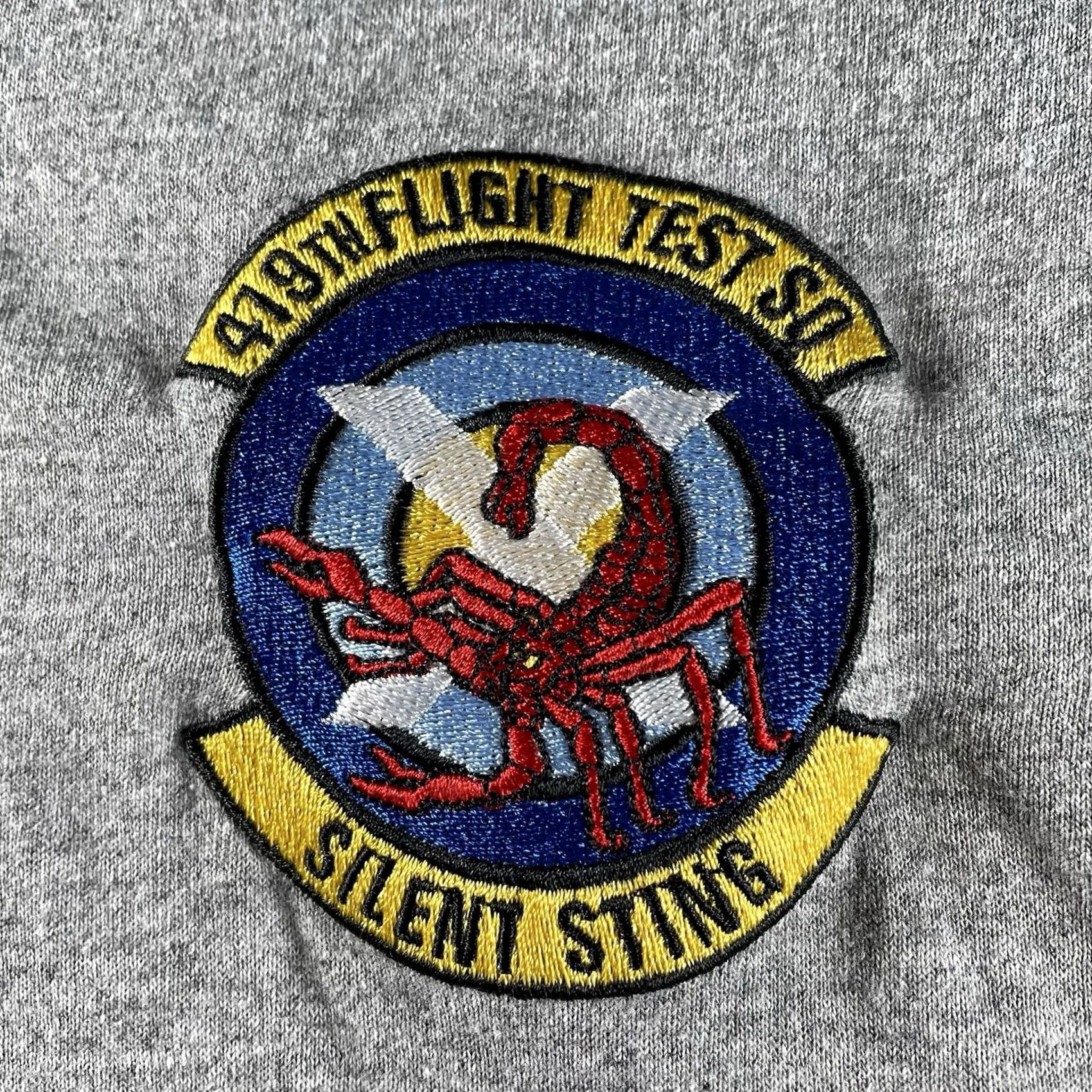 Vintage Edwards Air Force Base B2 Spirit 419th Flight Polo Medium Mens Gray Silent Strong Size US M / EU 48-50 / 2 - 2 Thumbnail