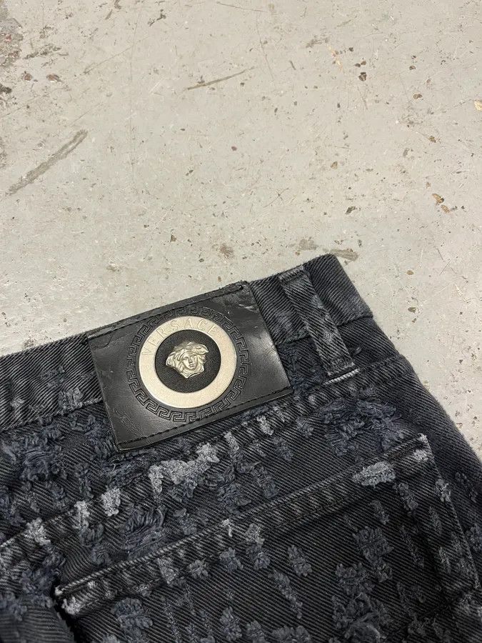 Versace SS2005 Versace Black Distressed Effect Denim Jeans Size US 30 / EU 46 - 10 Thumbnail