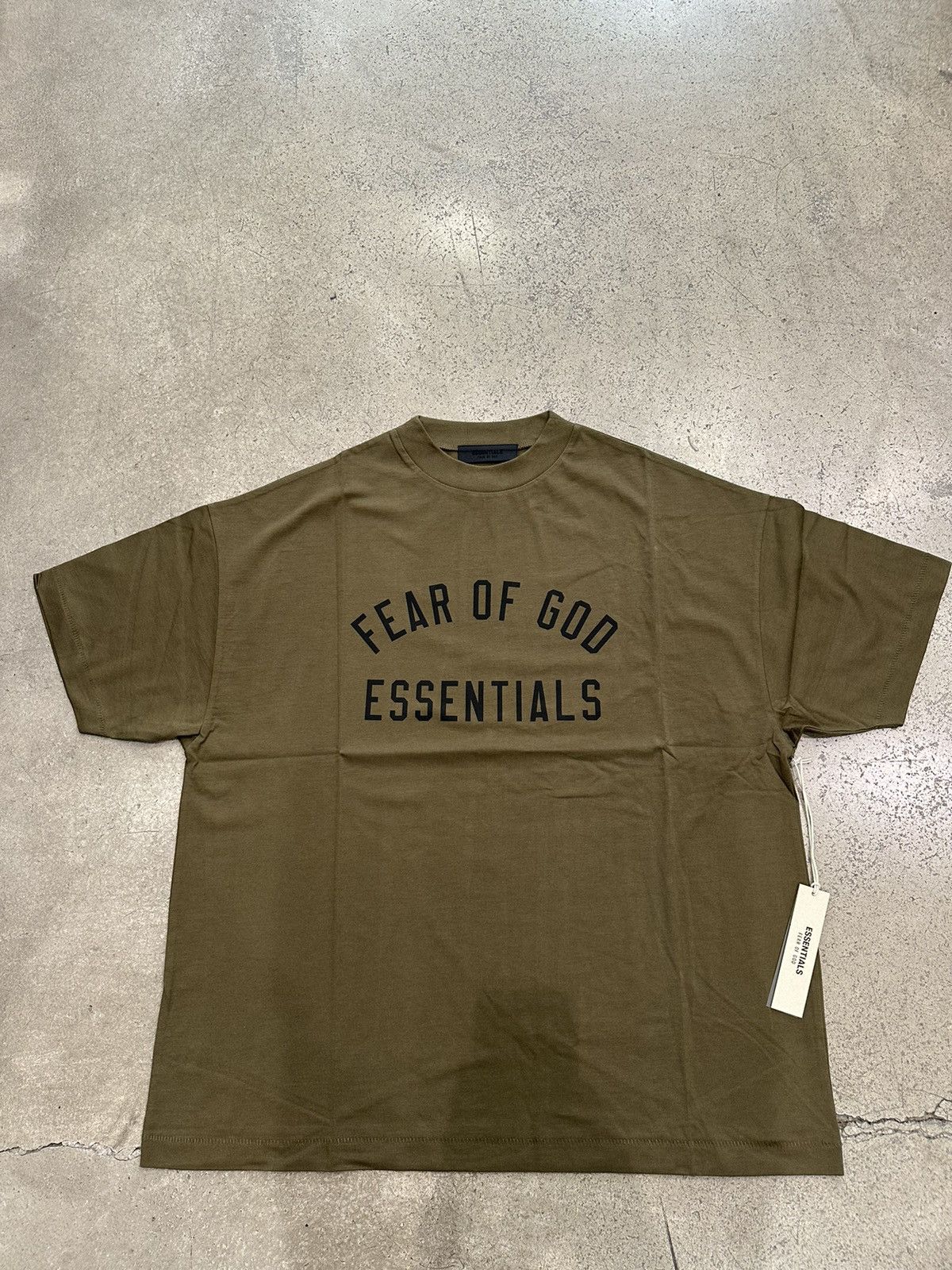 Essentials ESSENTIALS - Jersey Crewneck T-Shirt Olive Size US L / EU 52-54 / 3 - 1 Thumbnail