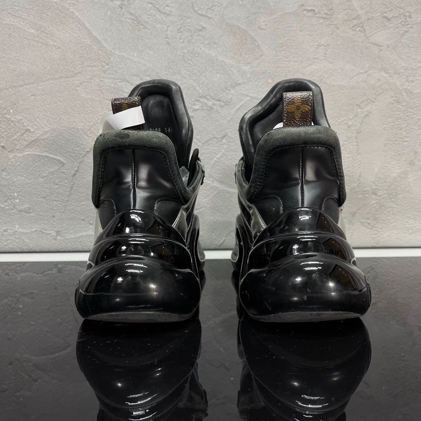Louis Vuitton LV Archlight Black Silver Dad Sneakers 36.5 Size US 5.5 / IT 35.5 - 6 Thumbnail