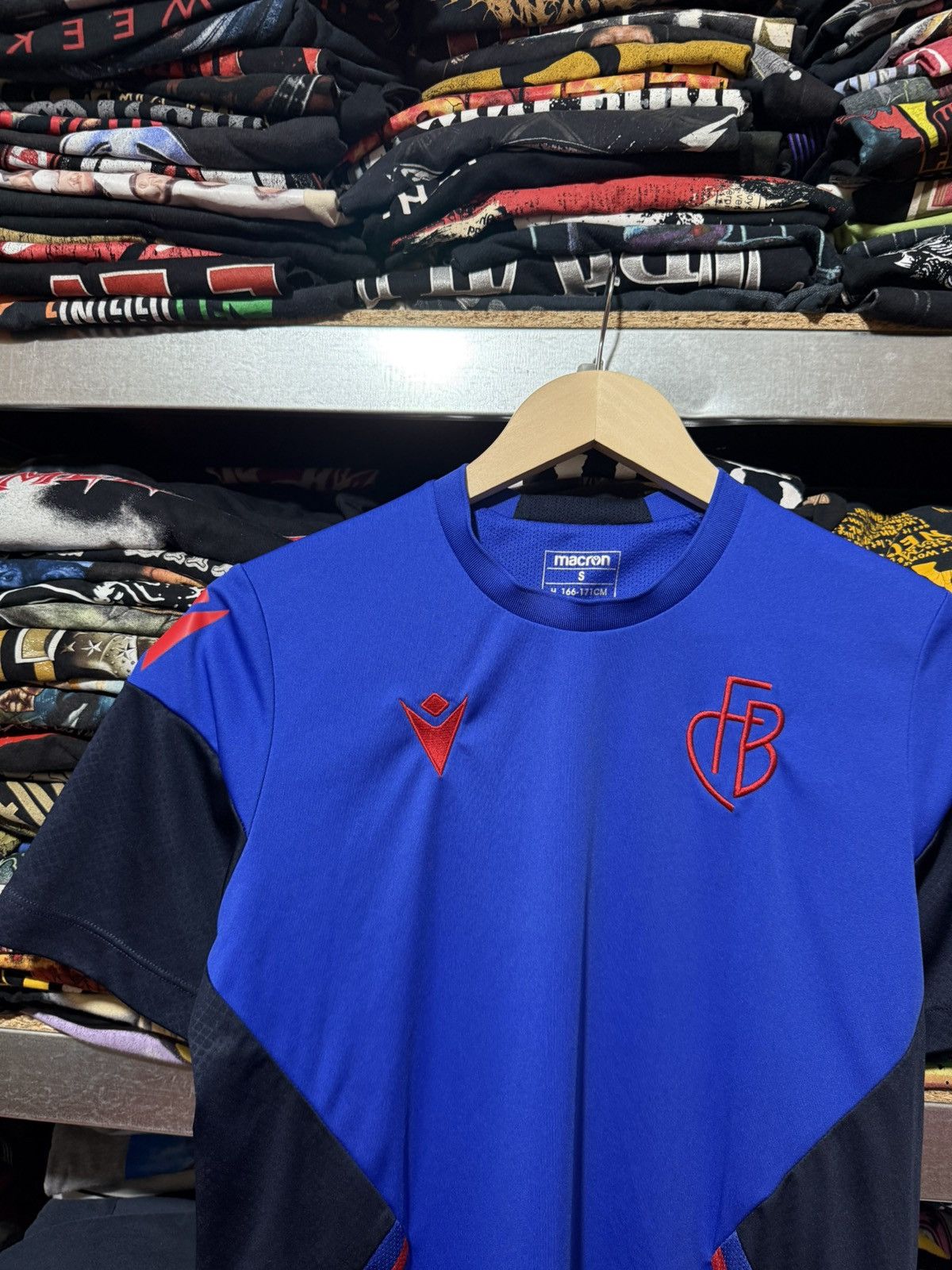 Macron FC Basel Football Training Macron 2022 2023 Soccer Jersey Size US S / EU 44-46 / 1 - 3 Thumbnail