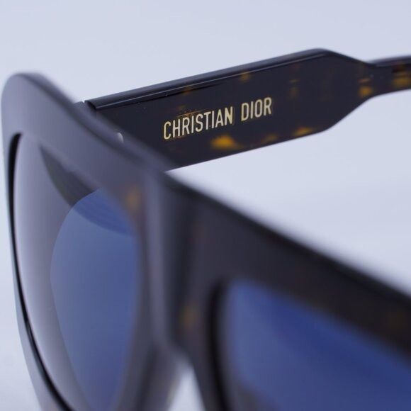 Dior 🕶️ New Dior DIORSIGNATURE M1U 20B0 Sunglasses Size ONE SIZE - 9 Thumbnail