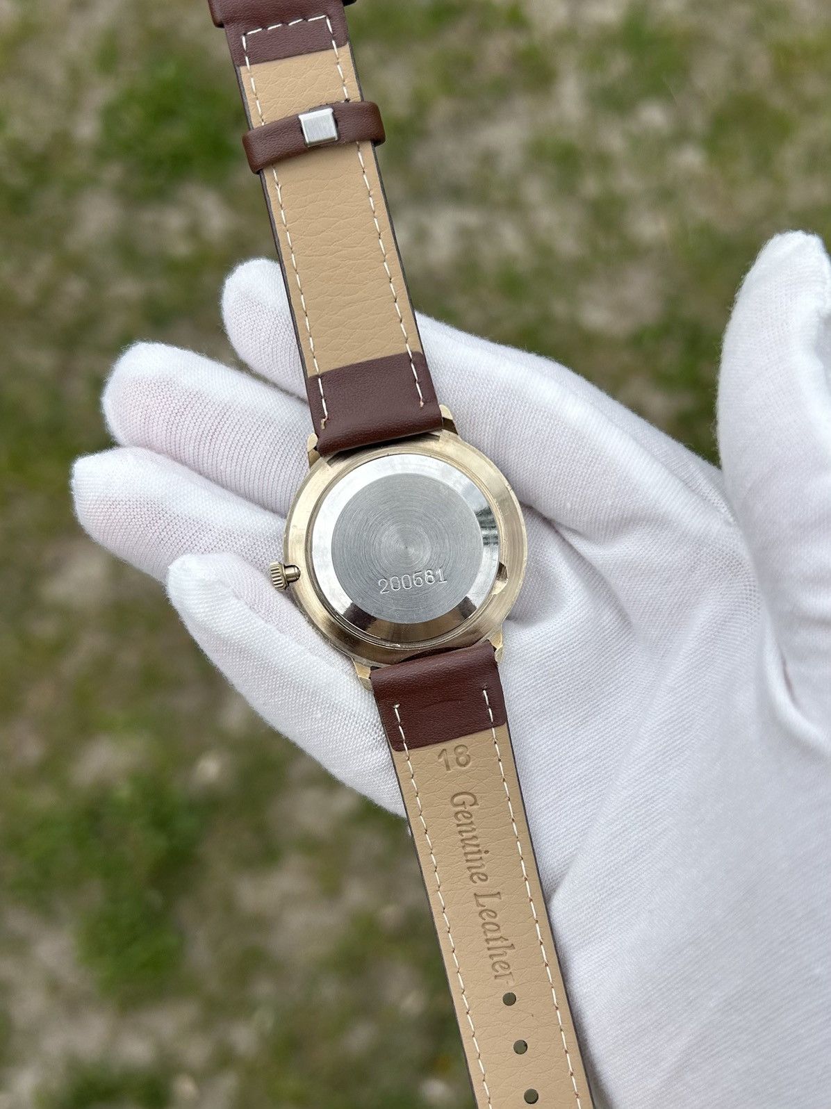 Vintage Vintage Watch Slava Soviet USSR Mechanical Wristwatch 1980s Size ONE SIZE - 22 Thumbnail