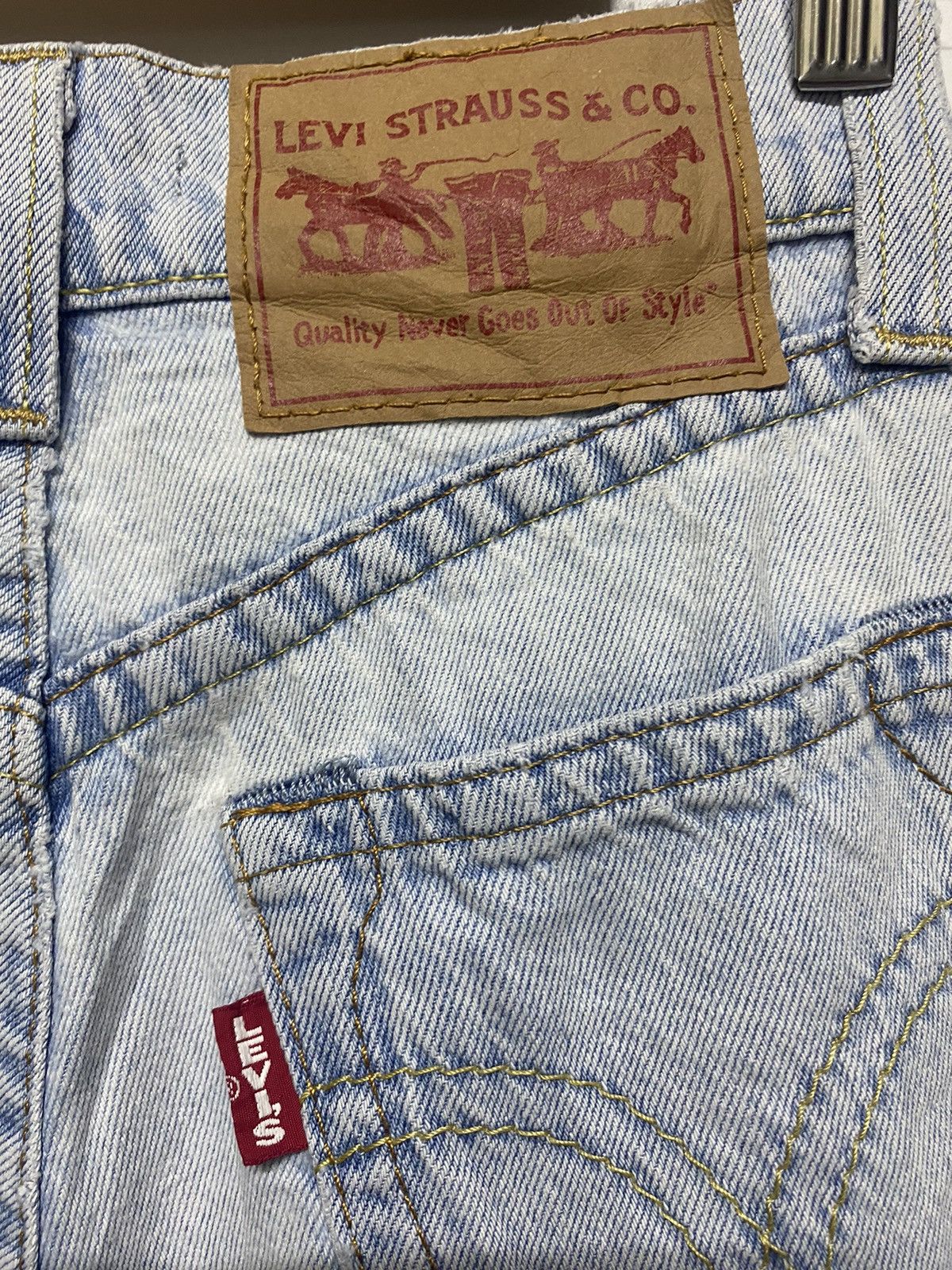 Levi's Levis Premium Jeans Distressed Denim Balloon Leg Big E Pants Size 26" / US 2 / IT 38 - 15 Thumbnail