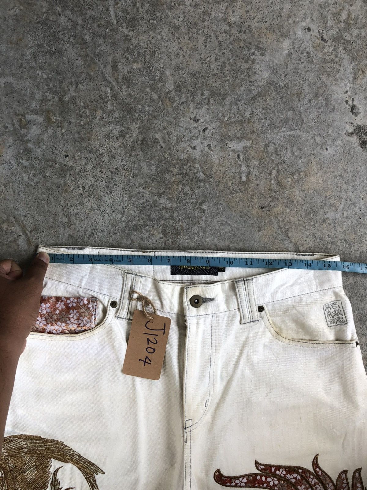 Karakuri Tamashii Karakuri Tamashii Embroidered Denim Distressed Jeans Size US 31 - 18 Thumbnail