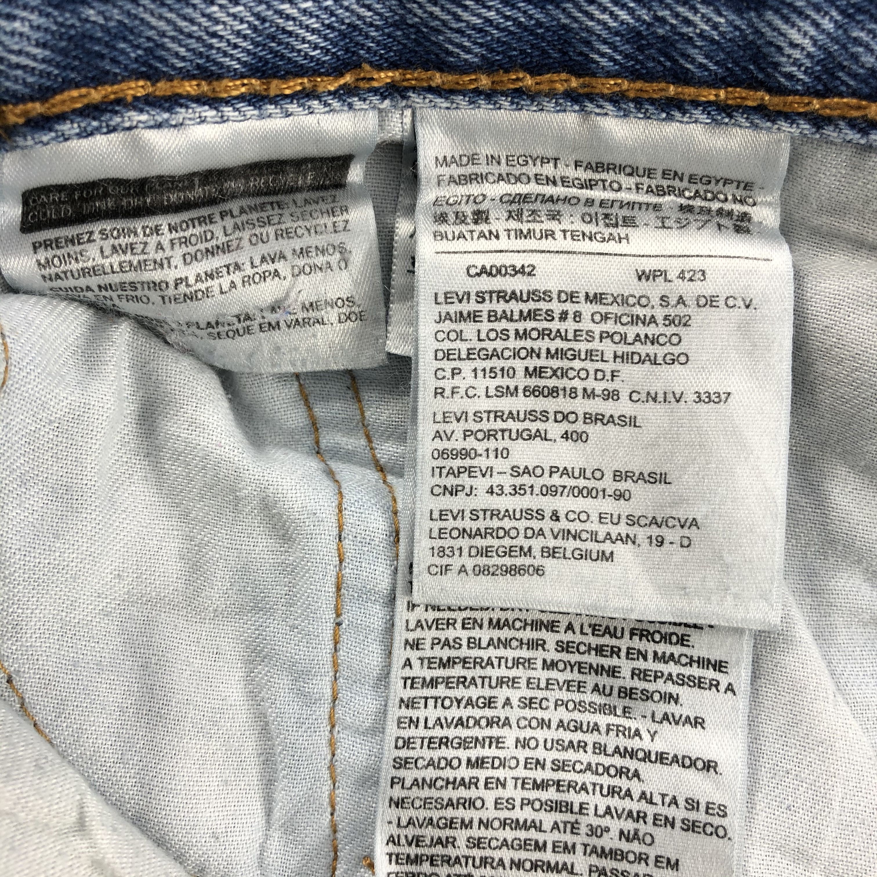 Levi's × Vintage Vintage Light Wash Levis 505 Jeans-JM2564 Size US 35 - 13 Thumbnail