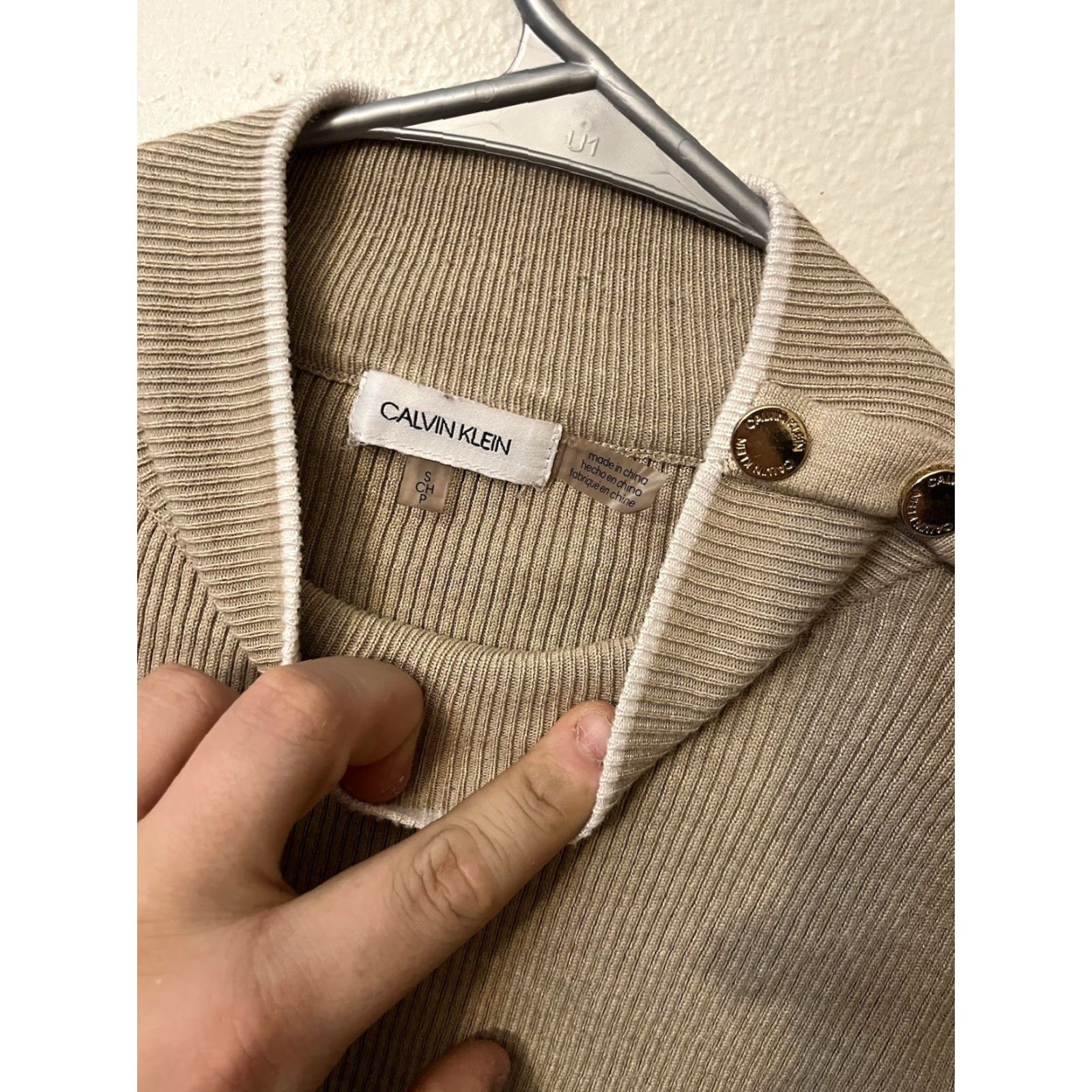 Calvin Klein Calvin Klein Mock Neck Sweater With Gold Buttons On Shoulder Size S Beige Women Pullover Knit Casual Size S / US 4 / IT 40 - 2 Thumbnail