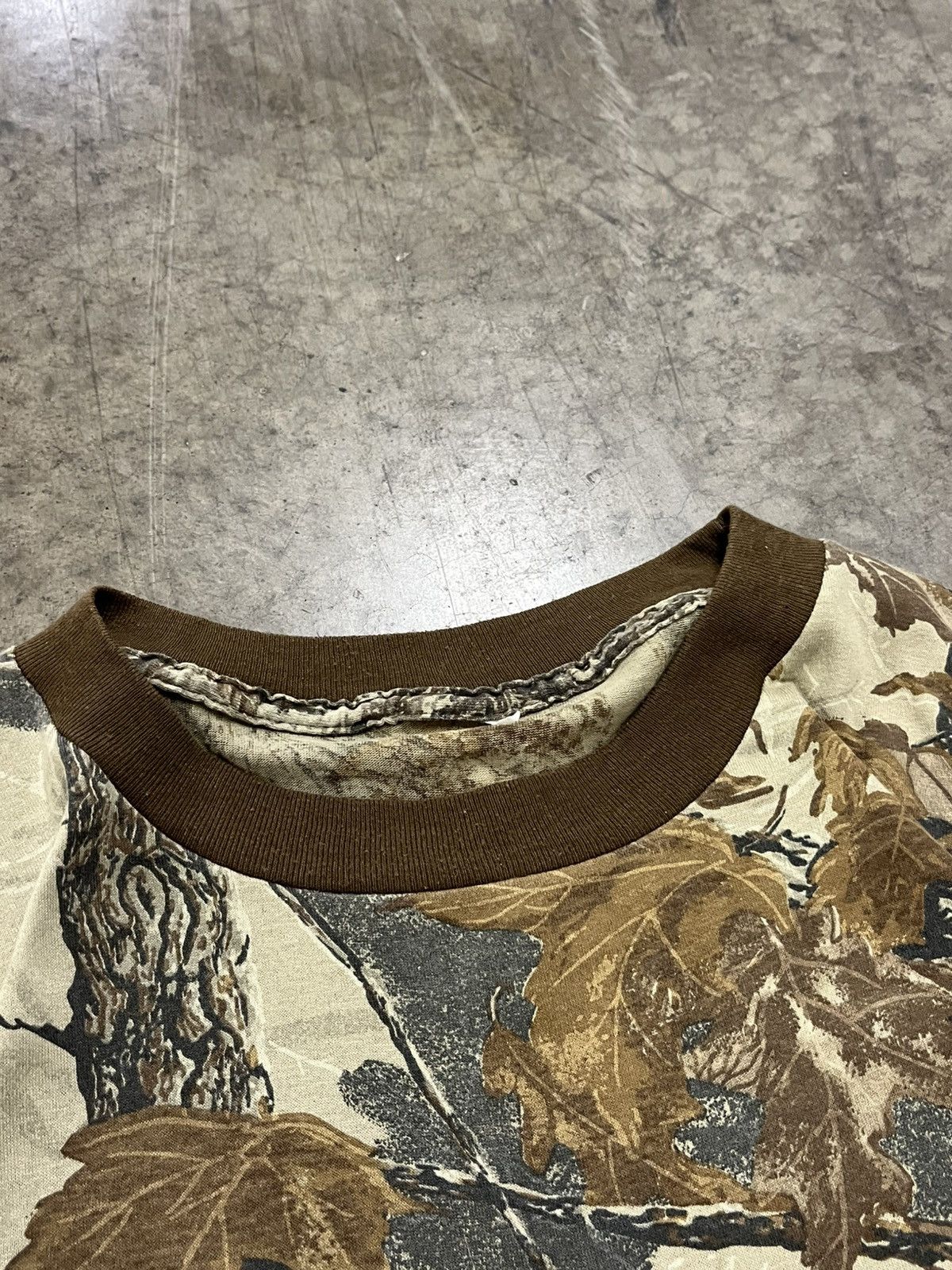 Vintage Realtree camo boxy faded cropped pocket tee skater hype Size US XL / EU 56 / 4 - 5 Thumbnail