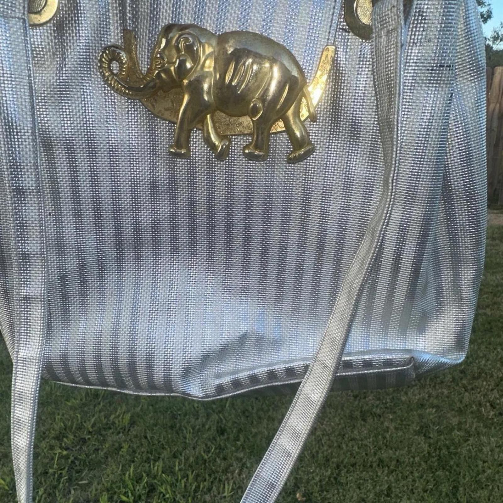 Other Cute vintage silver and gold elephant purse #elephantlove Size ONE SIZE - 3 Thumbnail