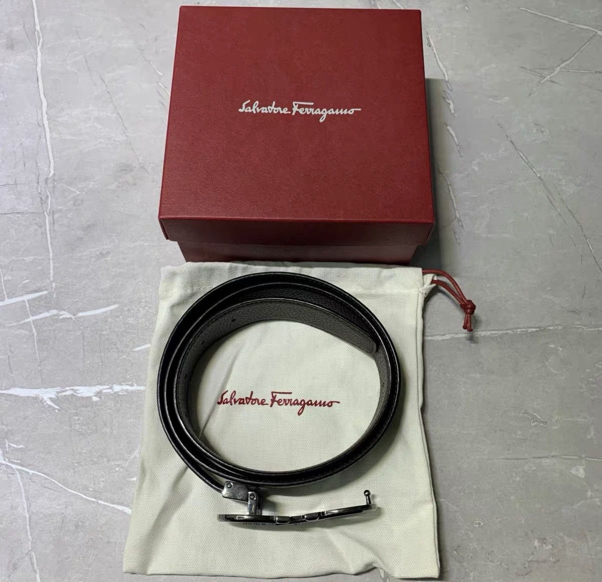 Salvatore Ferragamo Ferragamo Logo Smooth Buckle Leather Belt J42 Size ONE SIZE - 2 Thumbnail