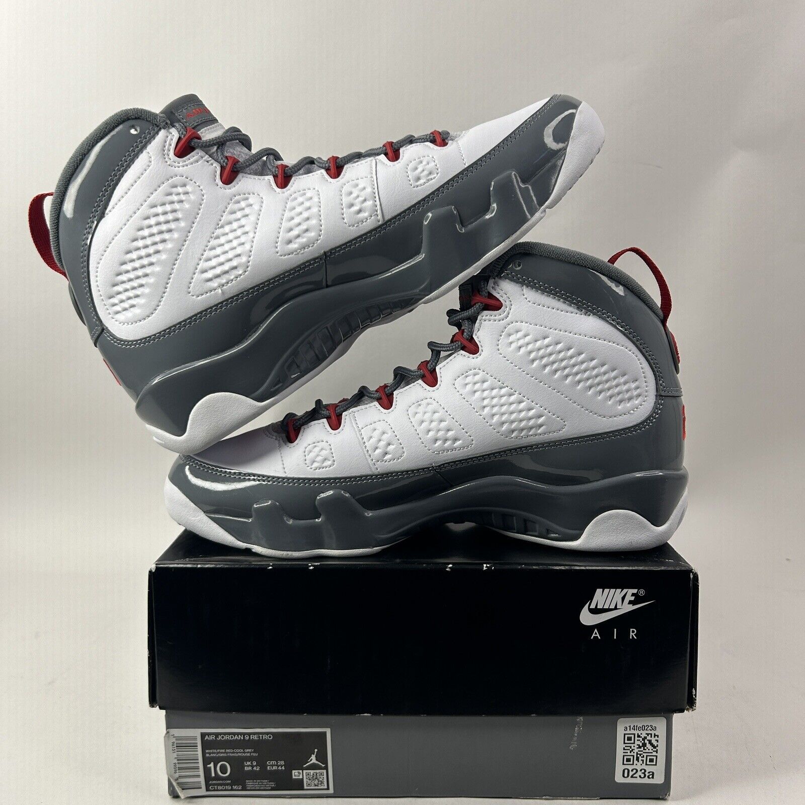 Nike Nike Air Jordan 9 Retro "Fire Red/Cool Grey” 2024 Size US 10 / EU 43 - 3 Thumbnail