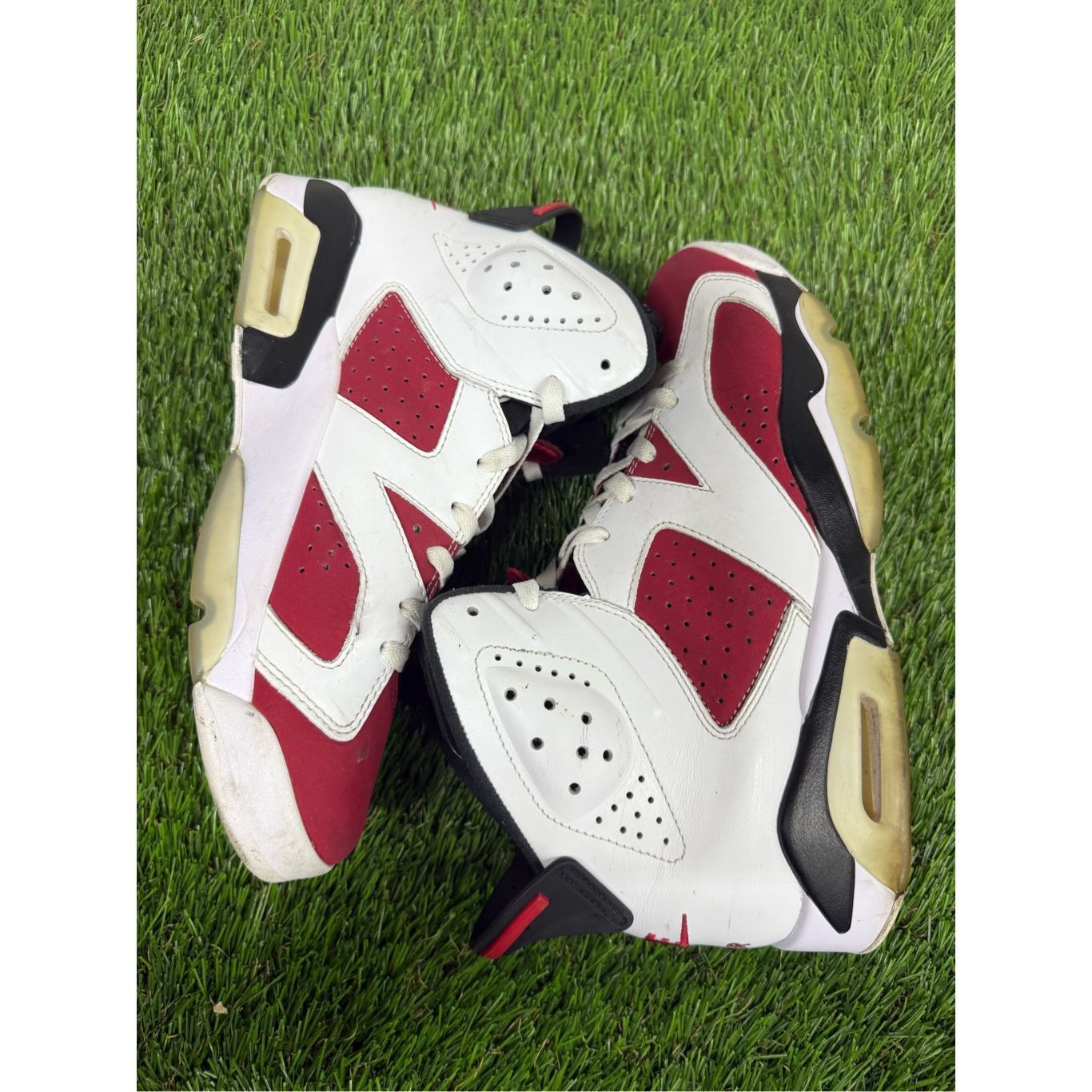Jordan Brand Size 9 Nike Air Jordan 6 Retro OG Mid Carmine CT8529-106 CLE Size US 9 / EU 42 - 6 Thumbnail