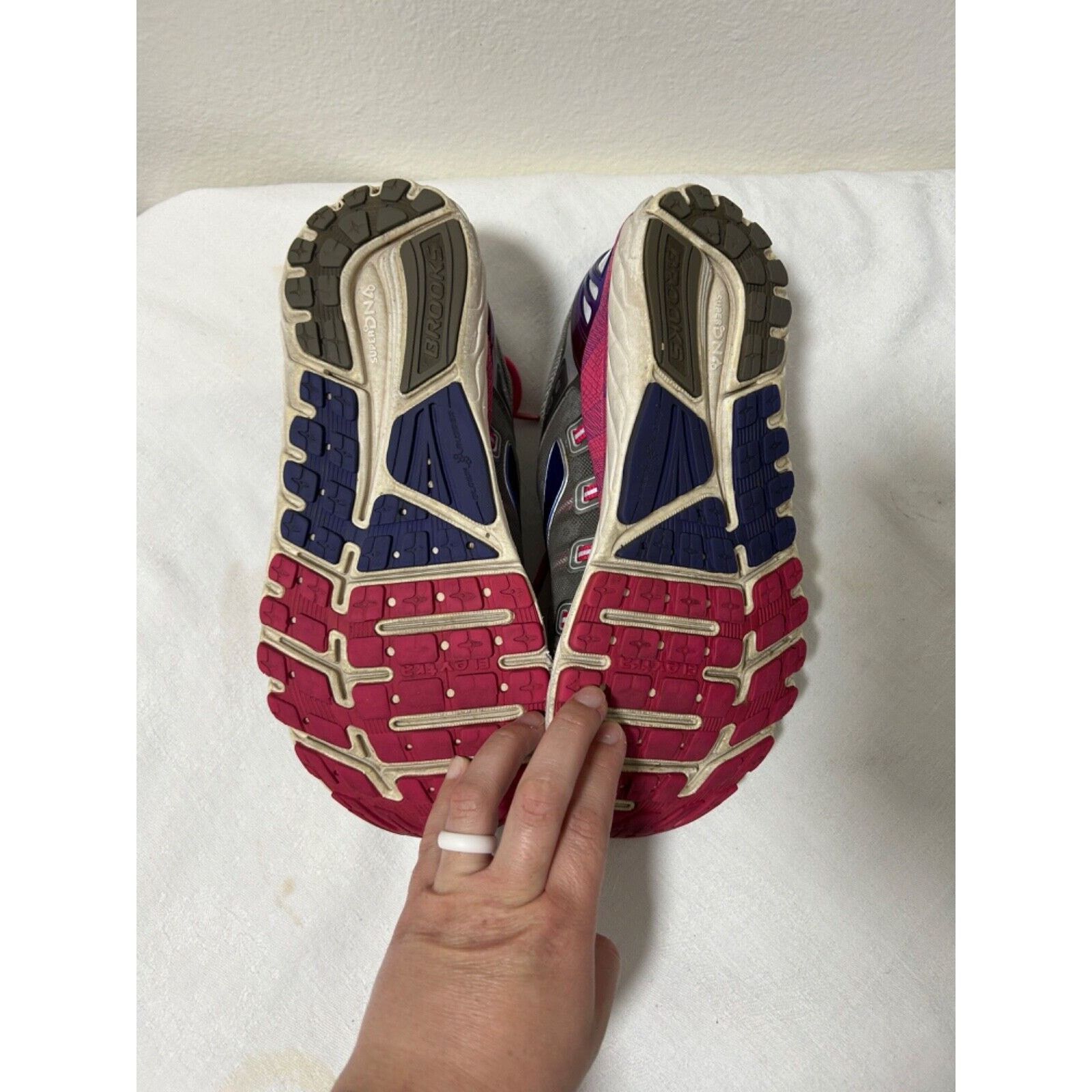 Brooks Womens Transcend 2 Multicolor Athletic Shoes Size 9 Footwear