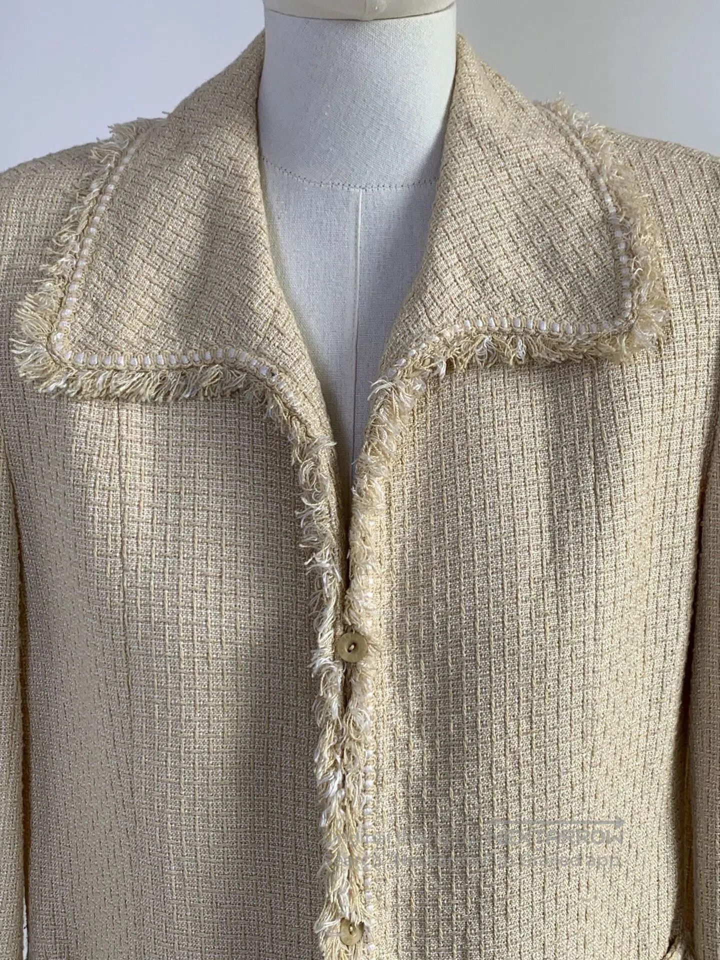 Other Beige Fringed Tweed Two. Size 24" / US 00 / IT 34 - 3 Thumbnail