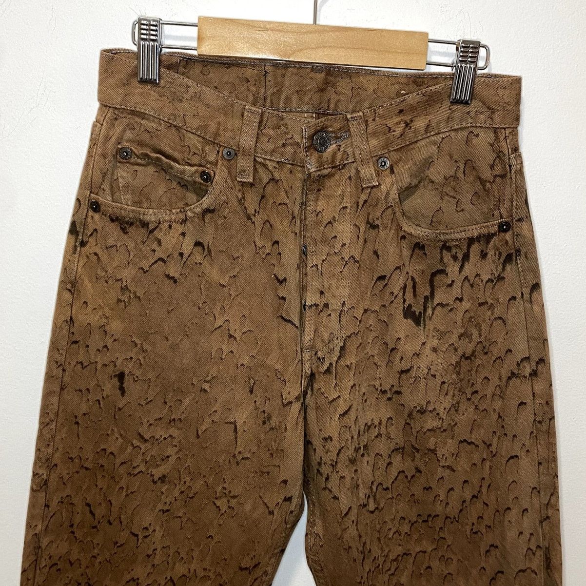 Levi's Vintage Levi's 501 Button Fly Denim Jeans Cheetah Print Size 26" / US 2 / IT 38 - 3 Thumbnail