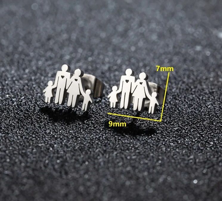 Jewelry Family Mini Stud Earrings Charm Earring Gift Size ONE SIZE - 2 Thumbnail