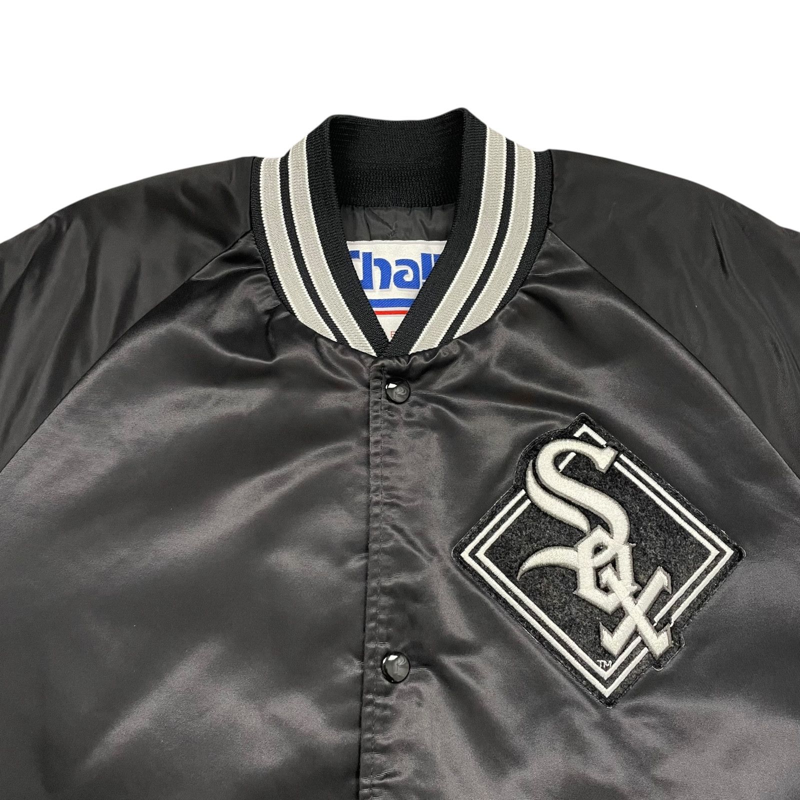 MLB VTG 90s CHICAGO WHITE SOX CHALK LINE SATIN JACKET SPELL OUT Size US L / EU 52-54 / 3 - 4 Thumbnail