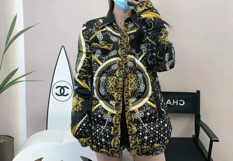 Versace Versace McDonald's coat Size L / US 10 / IT 46 - 2 Thumbnail