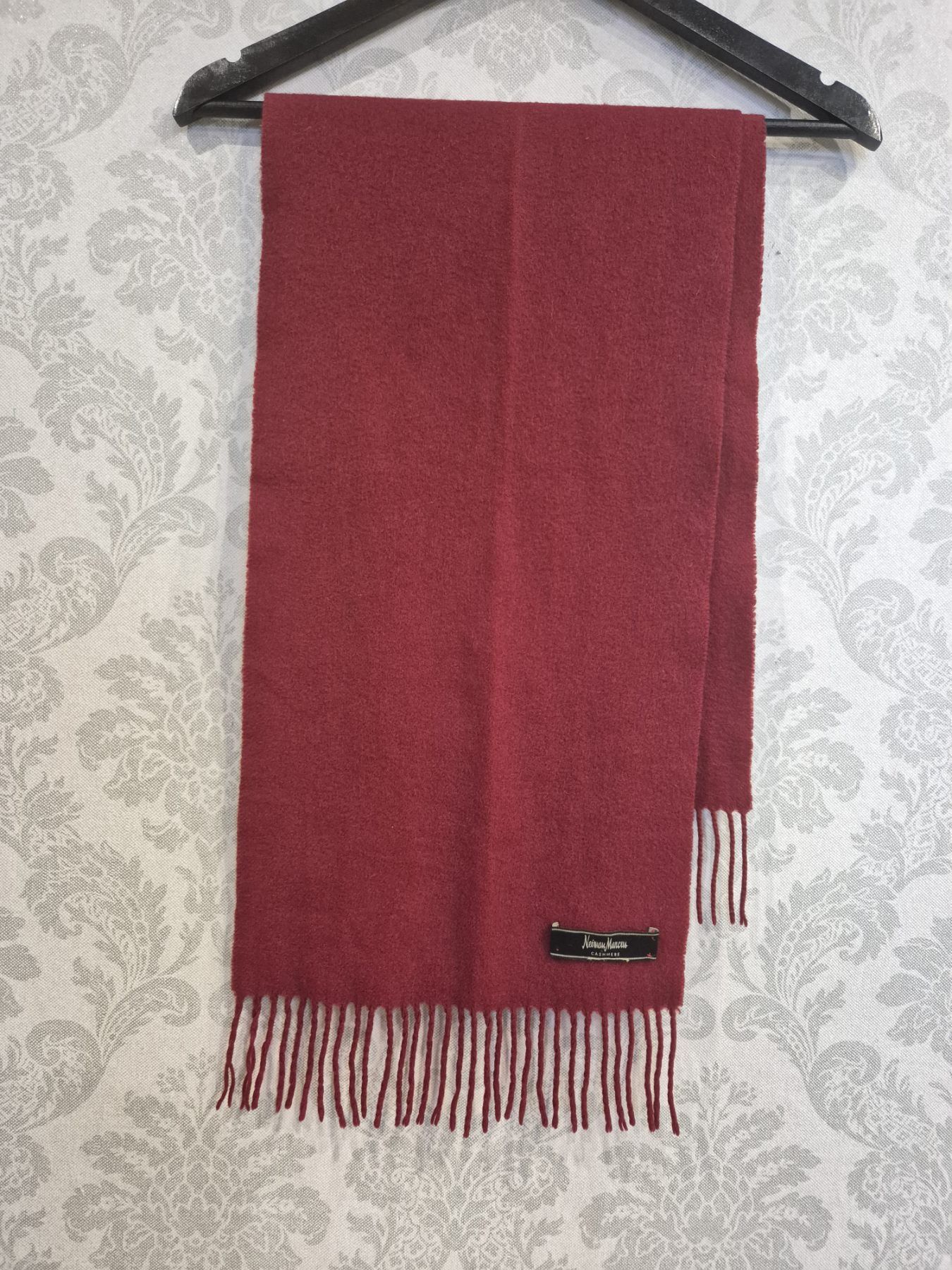 Neiman Marcus cashmere burgundy scarf