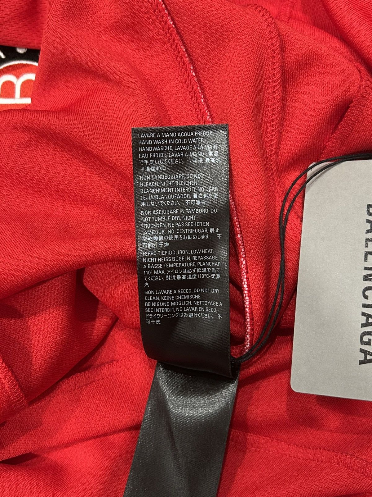 Balenciaga RED & WHITE LOGO SOCCER T-SHIRT Size US XS / EU 42 / 0 - 11 Thumbnail