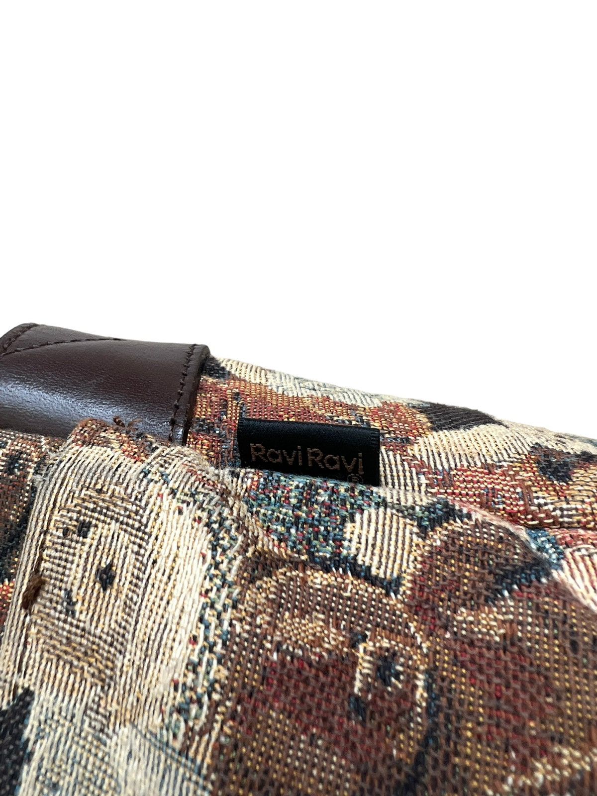 Japanese Brand Vintage Yamatoya Tokyo Ravi Ravi Jacquard Bears Sling Bag Size ONE SIZE - 13 Thumbnail