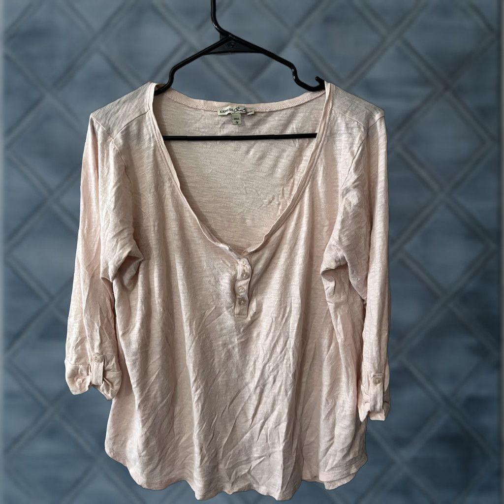 Express EXPRESS Women Pink Long Sleeve Henley Large Sweetheart Size L / US 10 / IT 46 - 1 Thumbnail