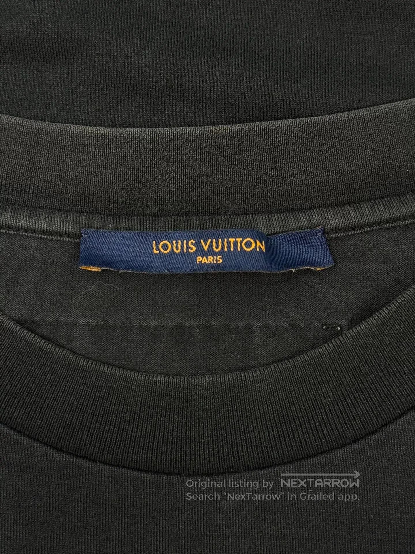 Louis Vuitton louis vuitton embossed logo black t-shirt xl. Size US XL / EU 56 / 4 - 7 Thumbnail