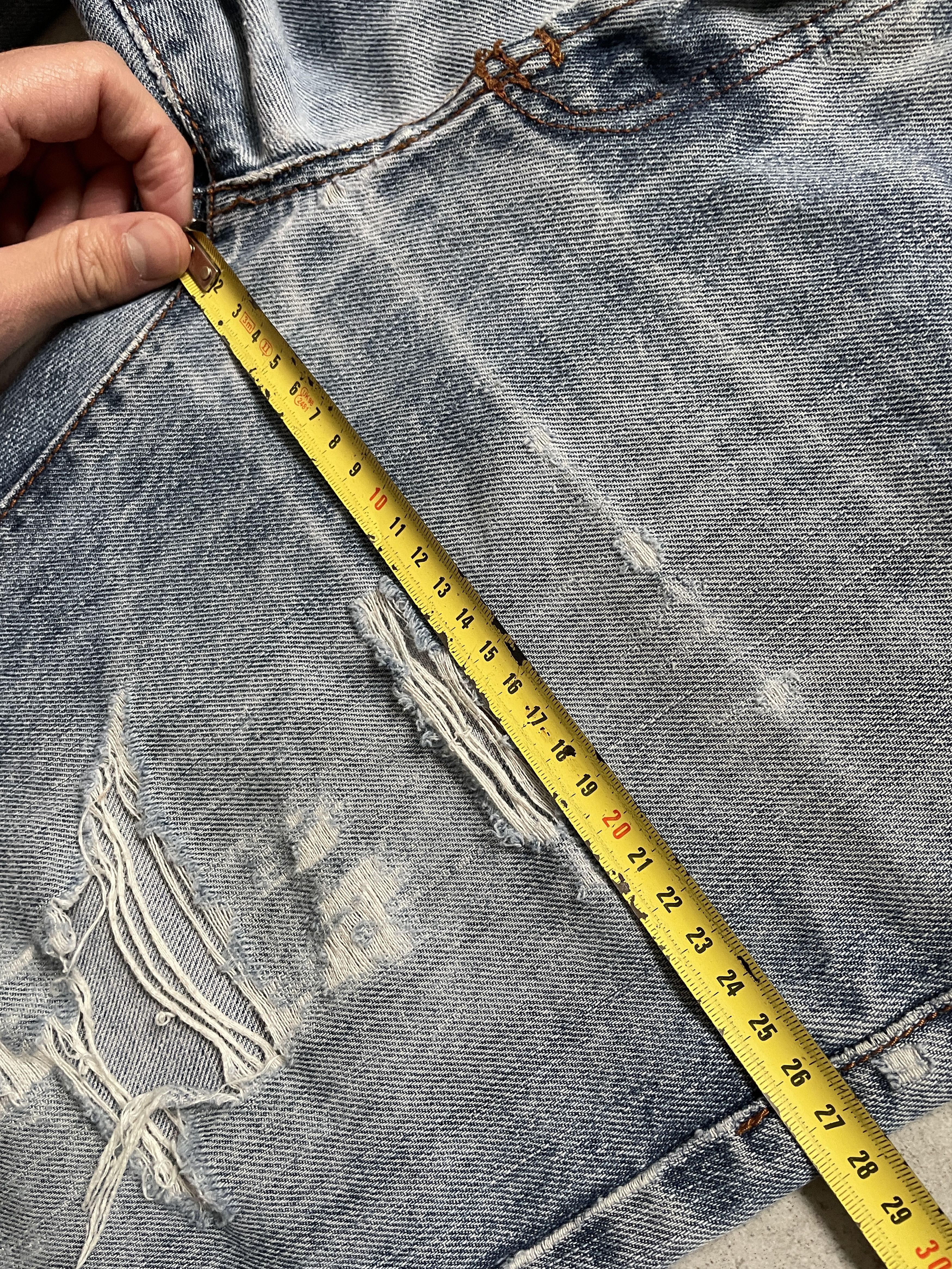 Evisu VINTAGE Y2K EVISU DISTRESSED LIGHT BLUE DENIM GOLD LOGO Size US 30 / EU 46 - 21 Thumbnail