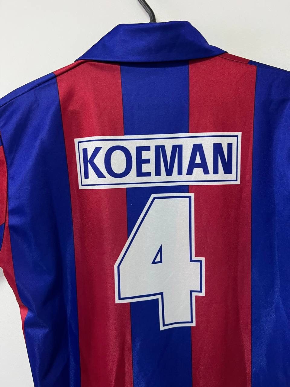 Other Vintage 90s Barcelona #4 Koeman Soccer Football Shirt M/L Size US L / EU 52-54 / 3 - 4 Thumbnail