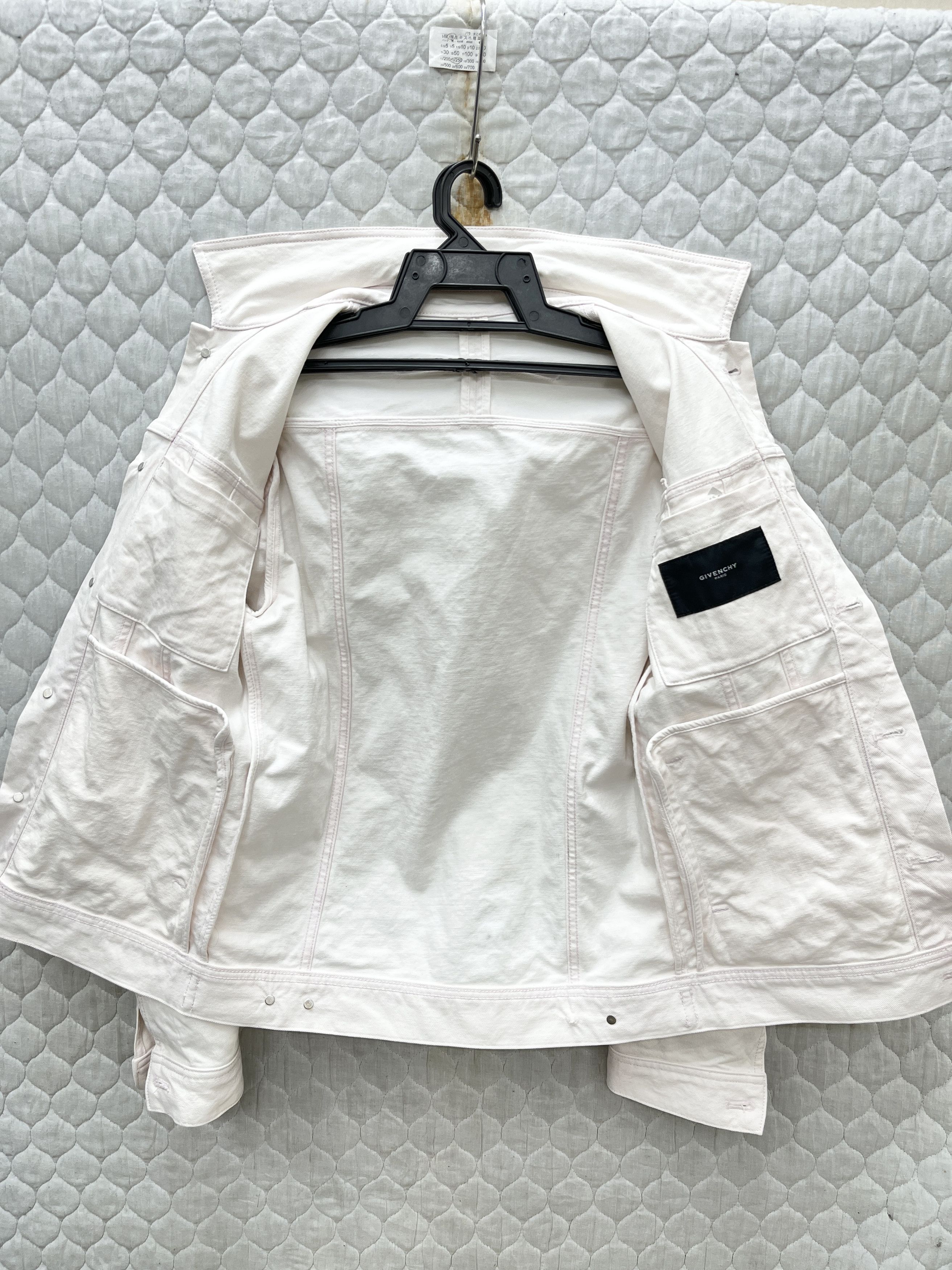 Givenchy 🔥🔥🔥STEALS GIVENCHY DENIM TRUCKER JACKET Size US S / EU 44-46 / 1 - 5 Thumbnail